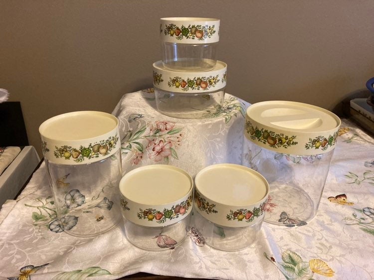 Pyrex vintage glass jars