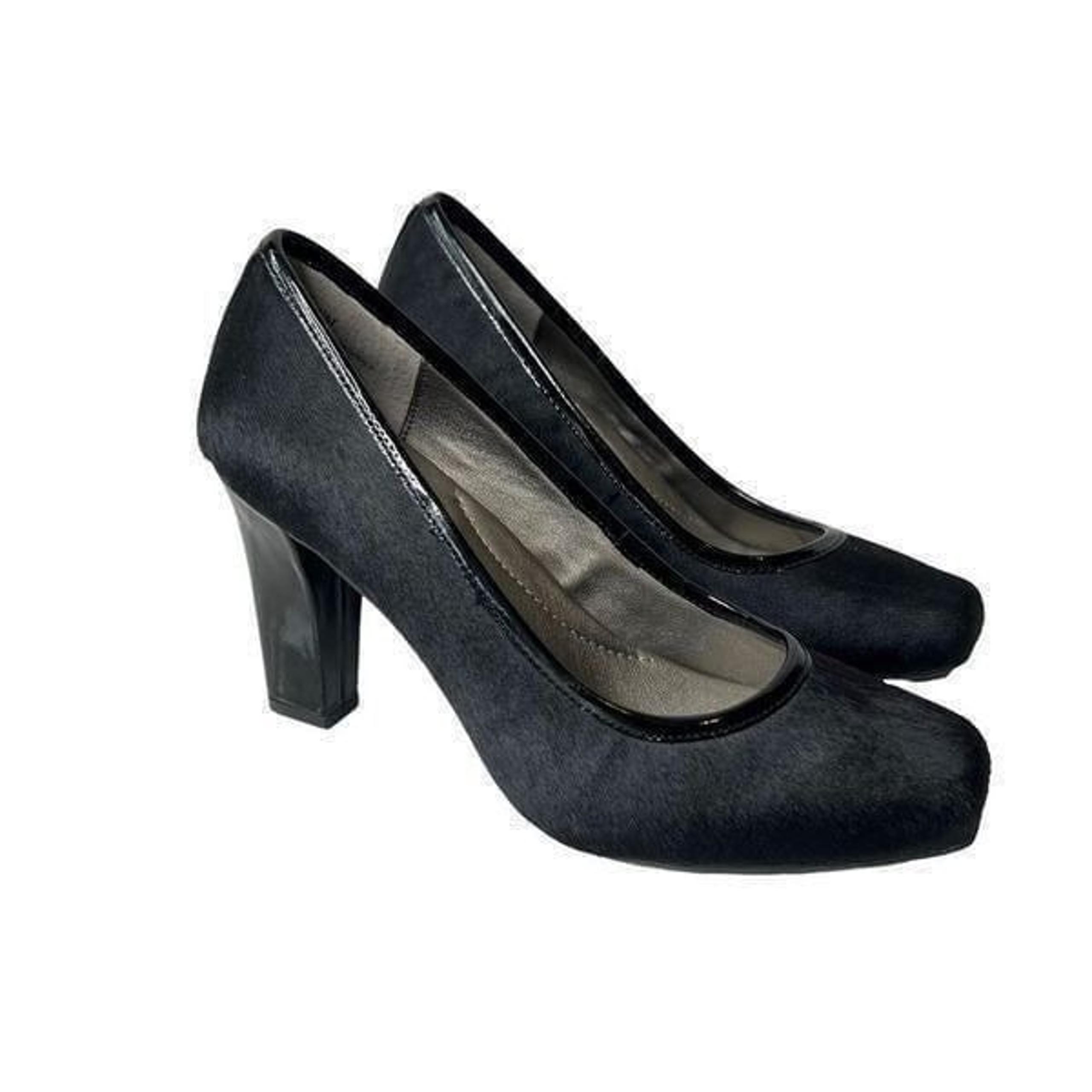 Me Too Petal 9 Black Calf Hair Womens 8.5 Pump Heels