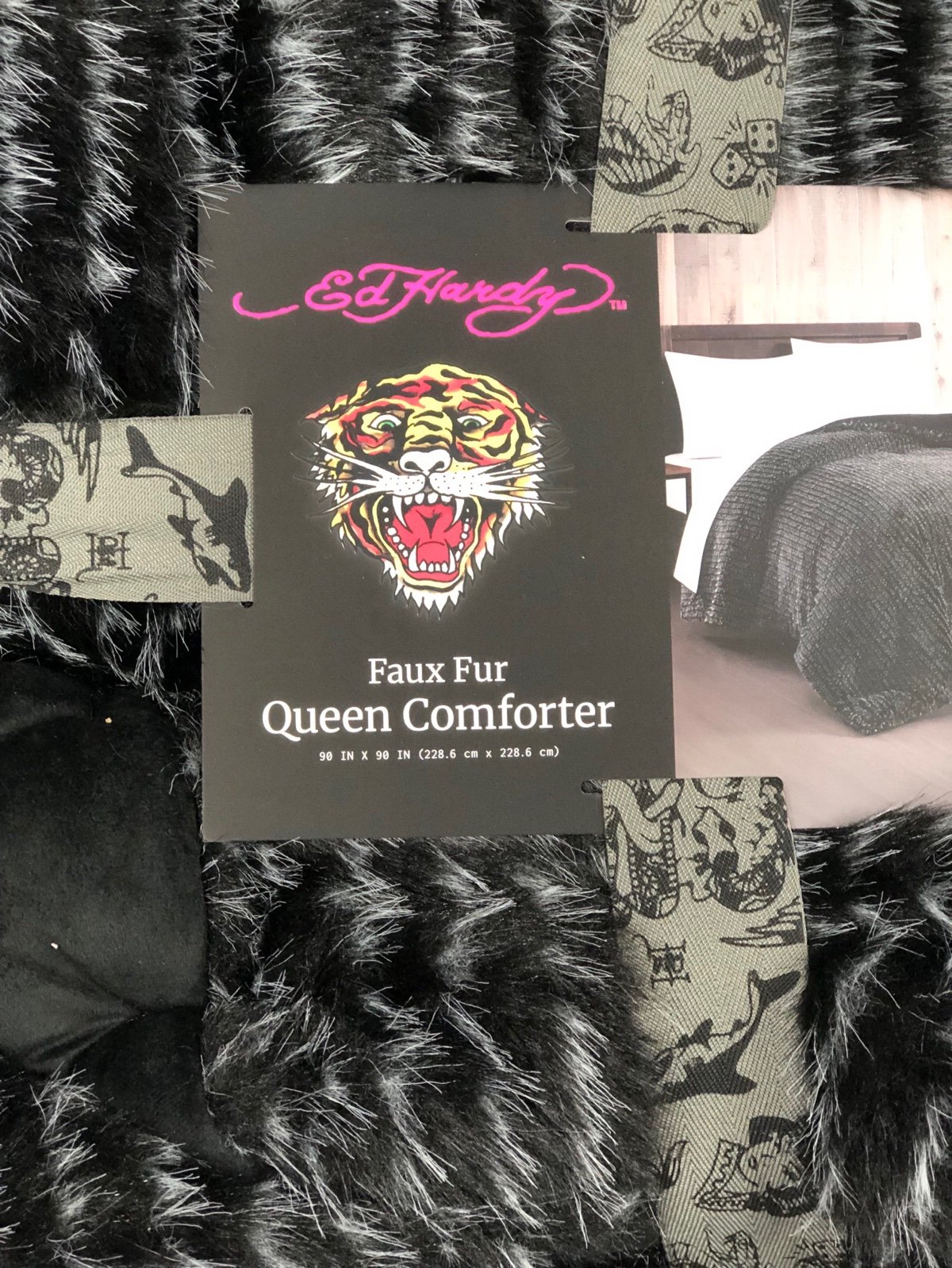 ❌ Ed Hardy Black  Faux Fur Comforter
