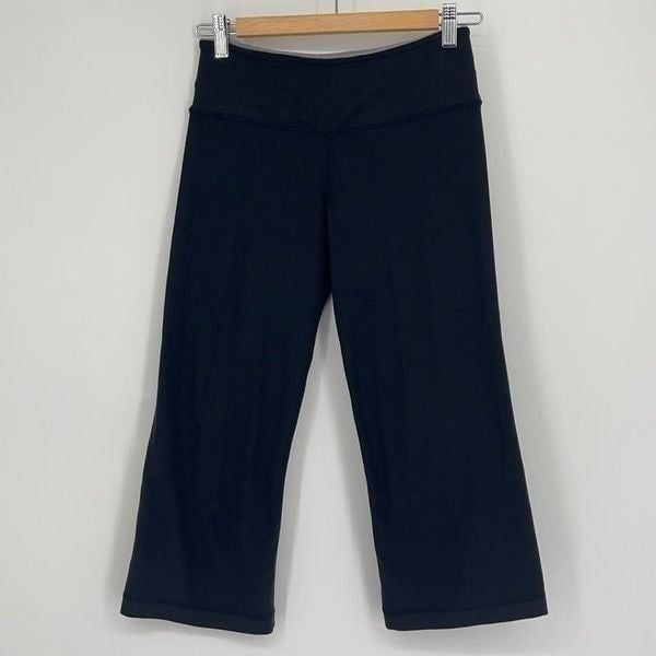 Lululemon Athletica reversible crop Leggings gray gathered waist band