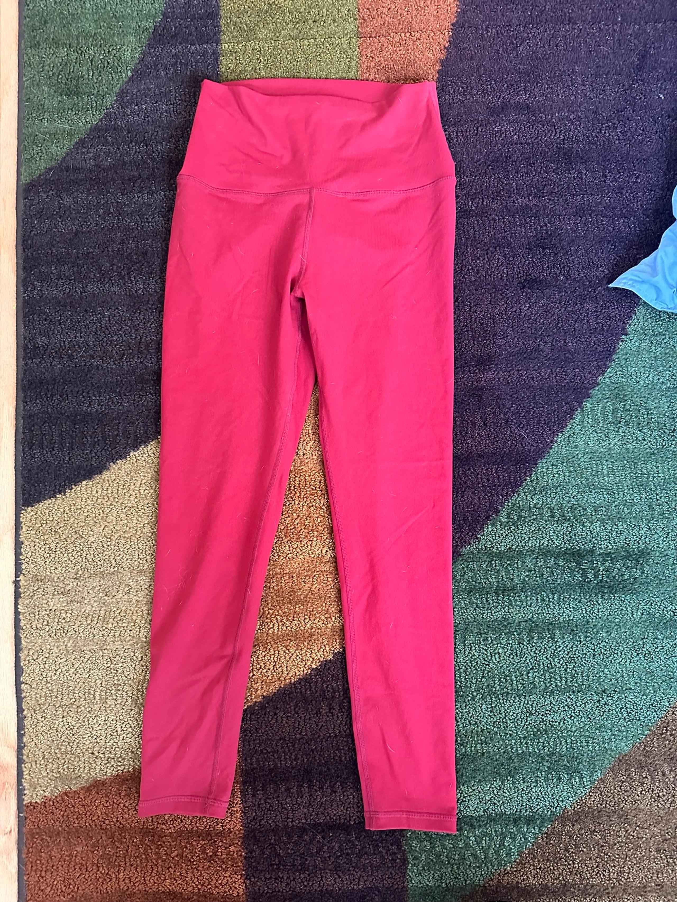 Born primitive leggings size medium (2 pairs red & grey)