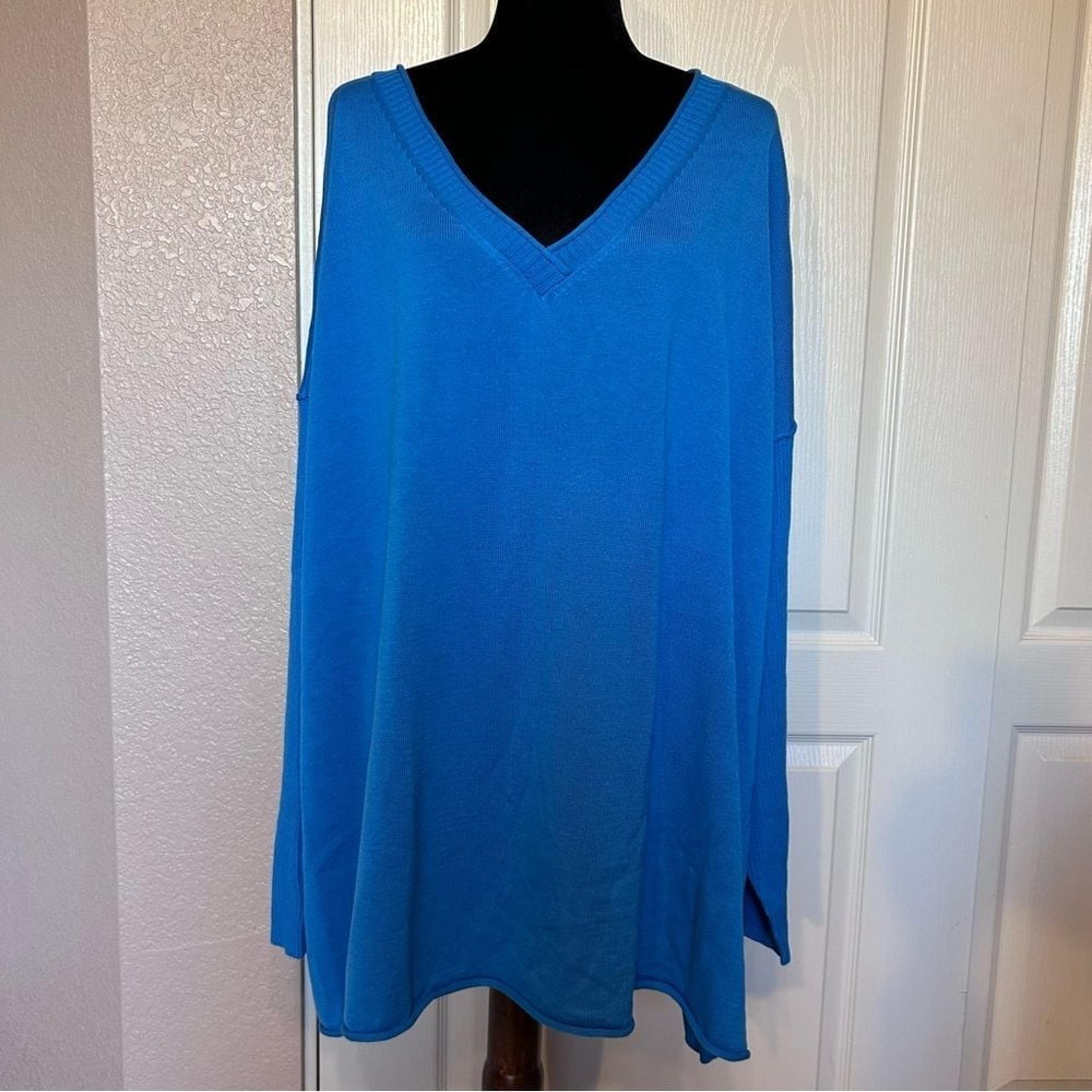 Woman Within Blue V Neckline Long Sleeve Sweater Size 4X 34/36