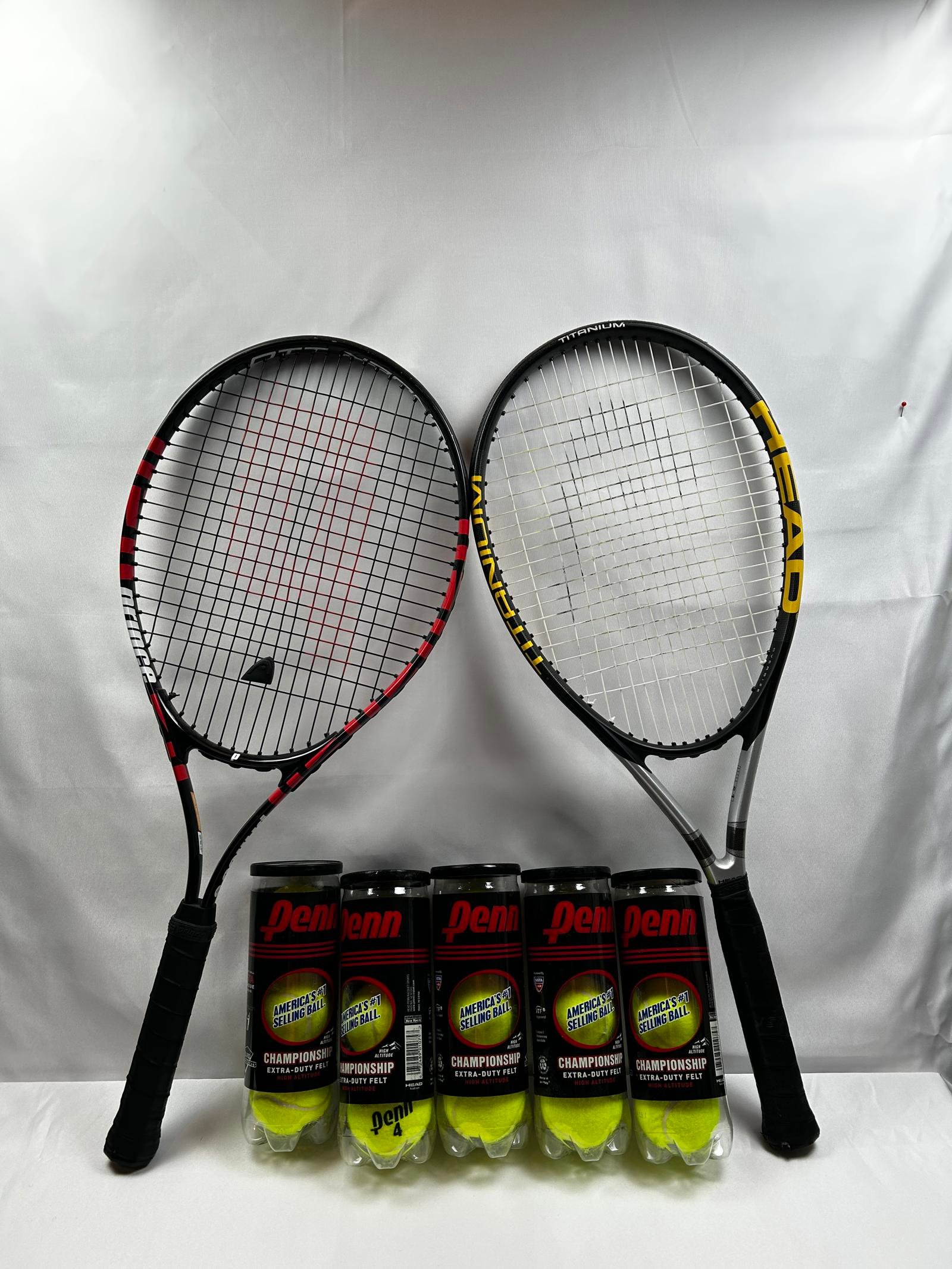 TENNIS STARTER SET BUNDLE - 2 TENNIS RACKETS + 5 CANS OF TENNIS BALSS