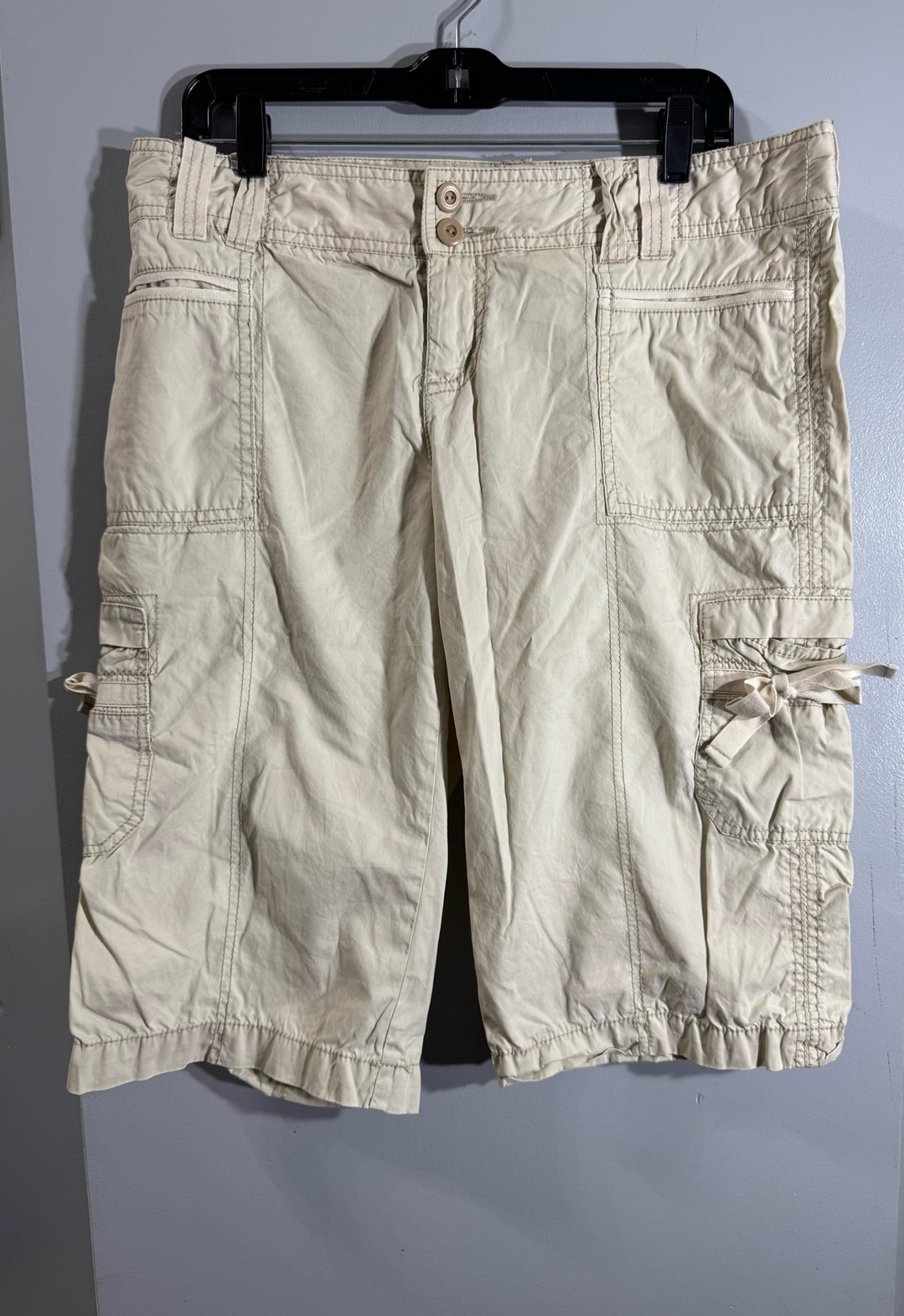 American Eagle Y2K cargo  bermuda long shirts- ties on side pockets  12 Women’s