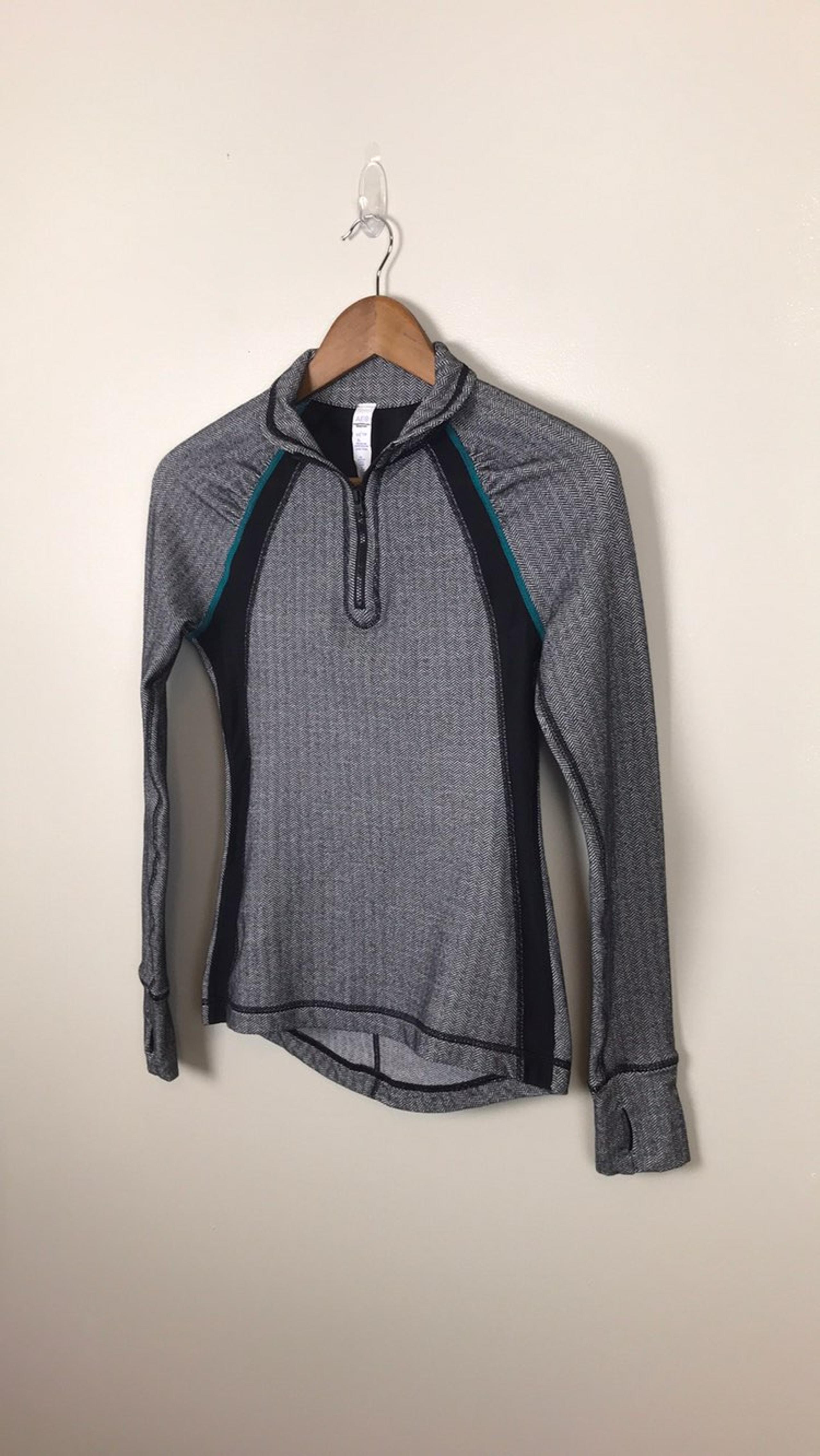 AE American Eagle Athletic Mesh Pullover