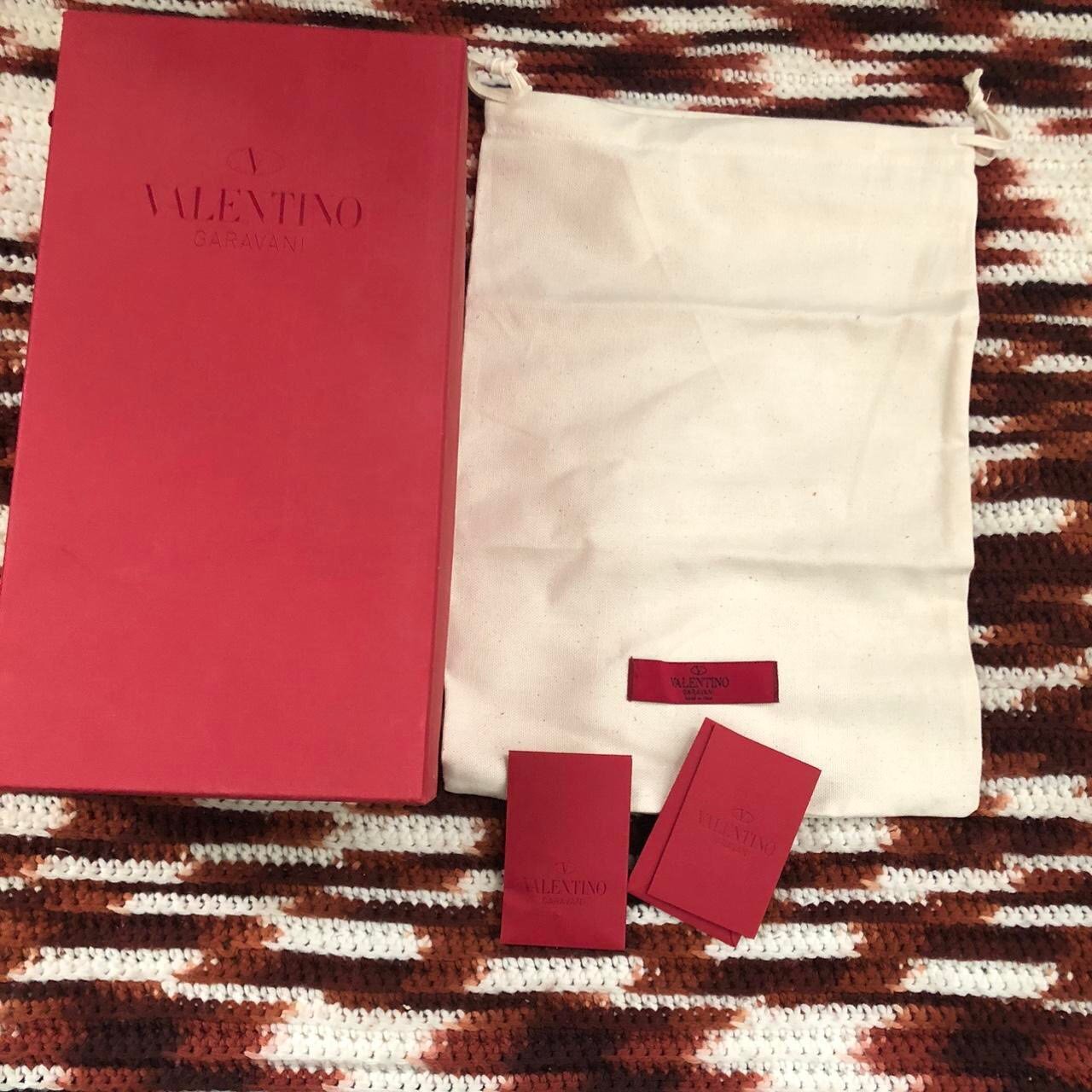 Valentino Empty Gift Storage Shoe Box Red w/ Dust bag & Cards