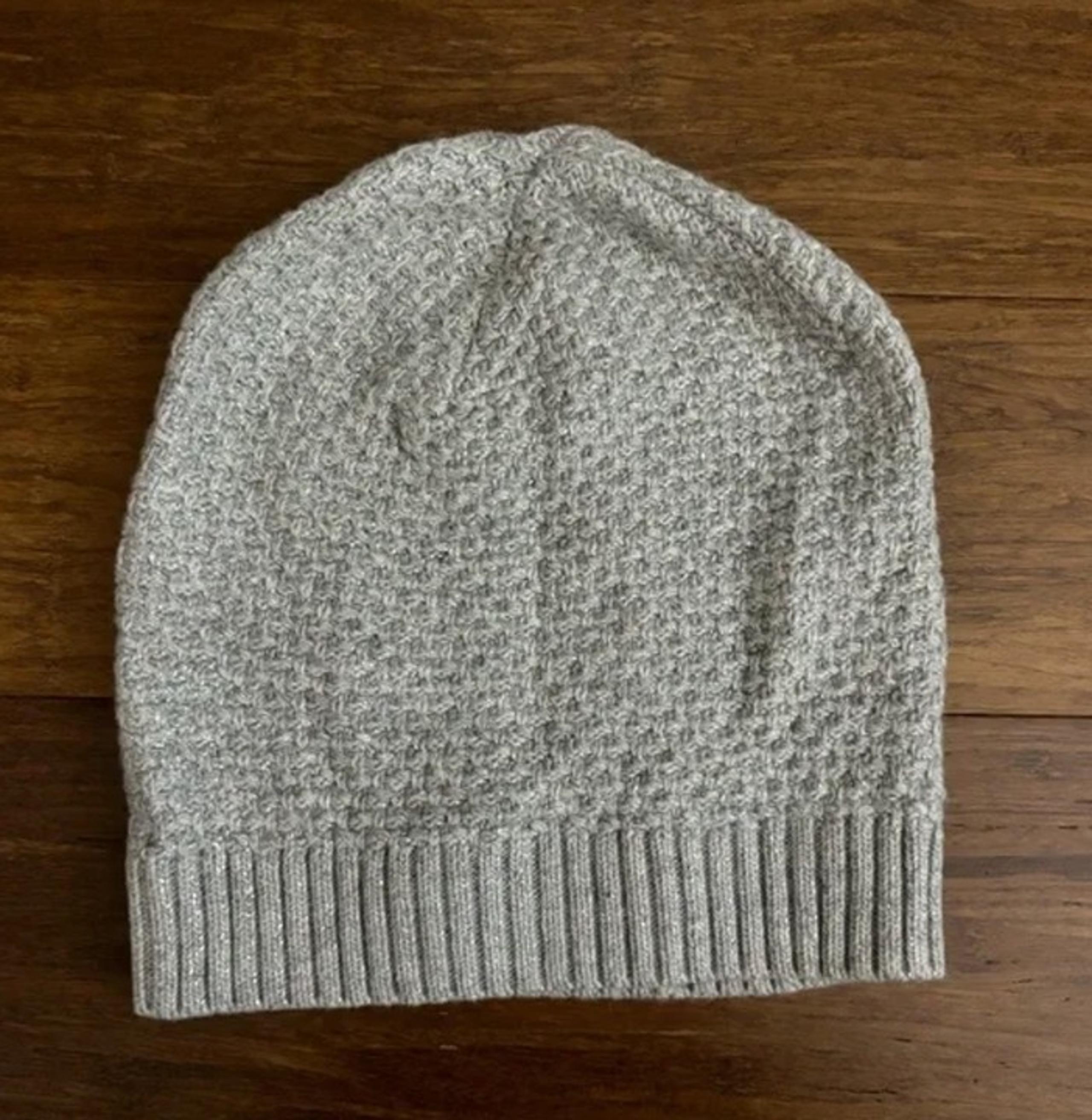 Banana Republic gray metallic wool blend beanie