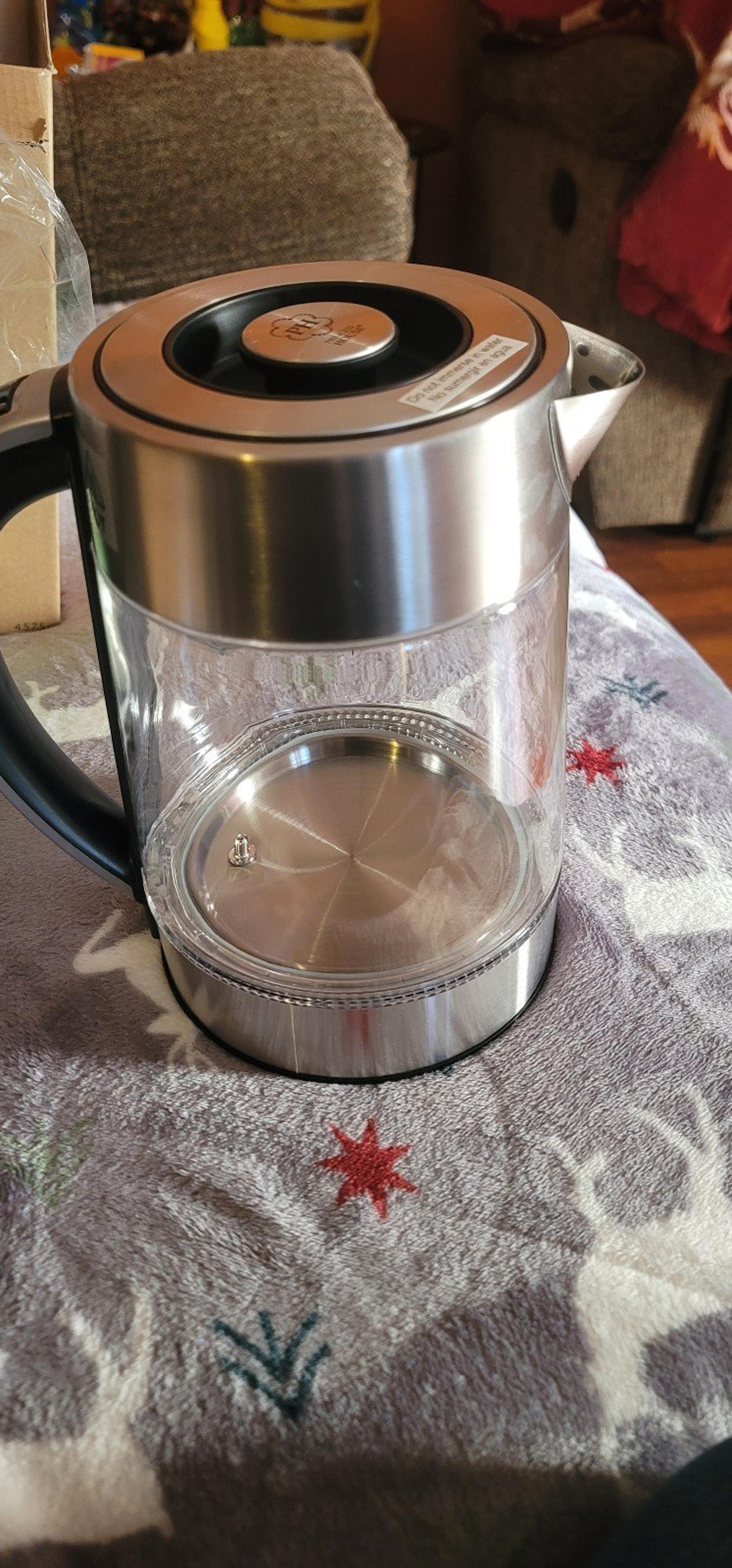 Princess House 4575 Electric Water Kettle