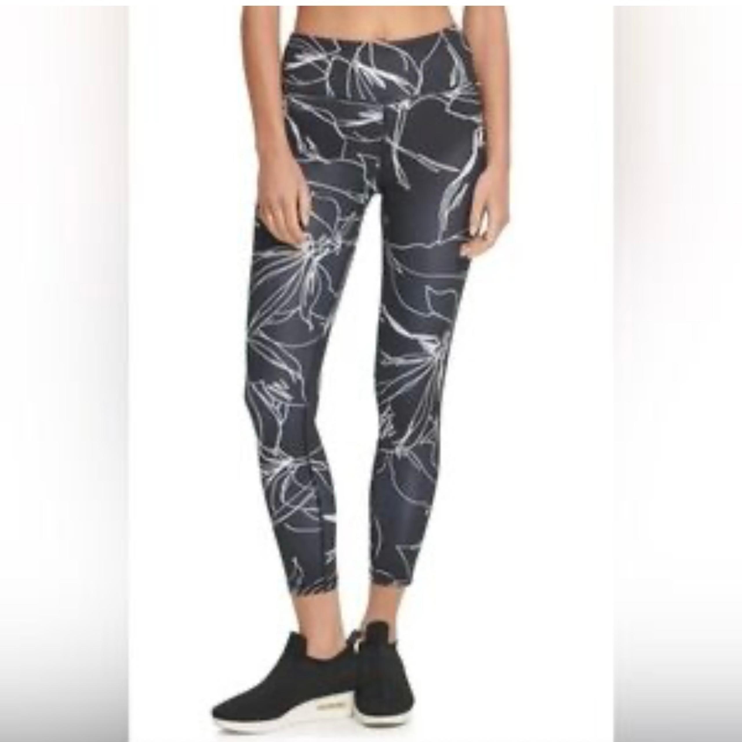 DKNY Sport B&W Abstract Print High Waisted Cropped  Leggings Women’s XL