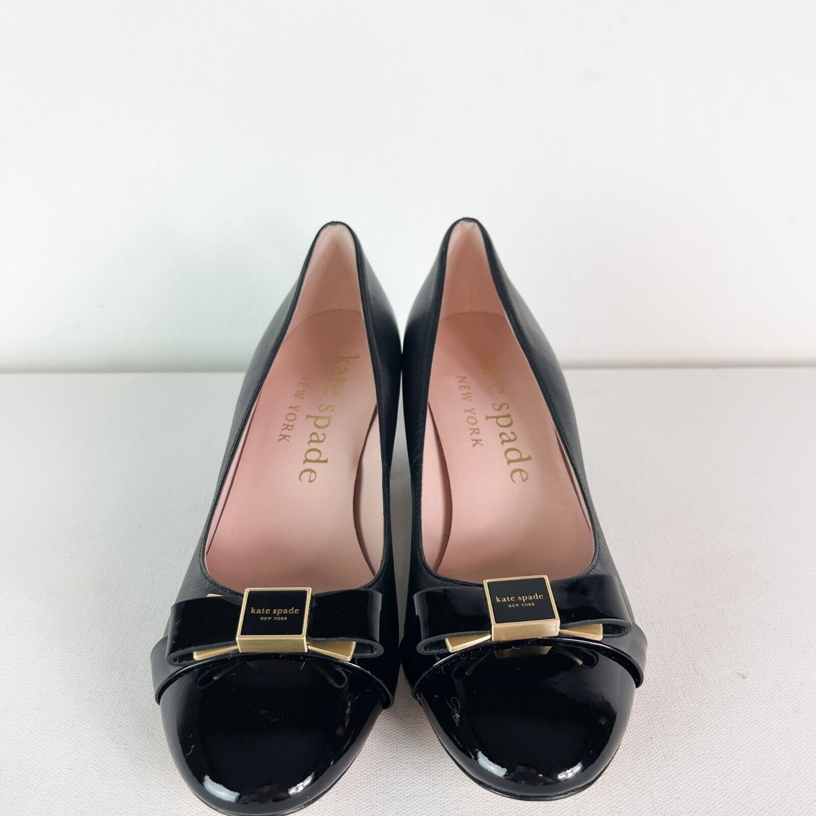 Kate Spade new york Women's Black Bowdie Cap Toe Pumps 8