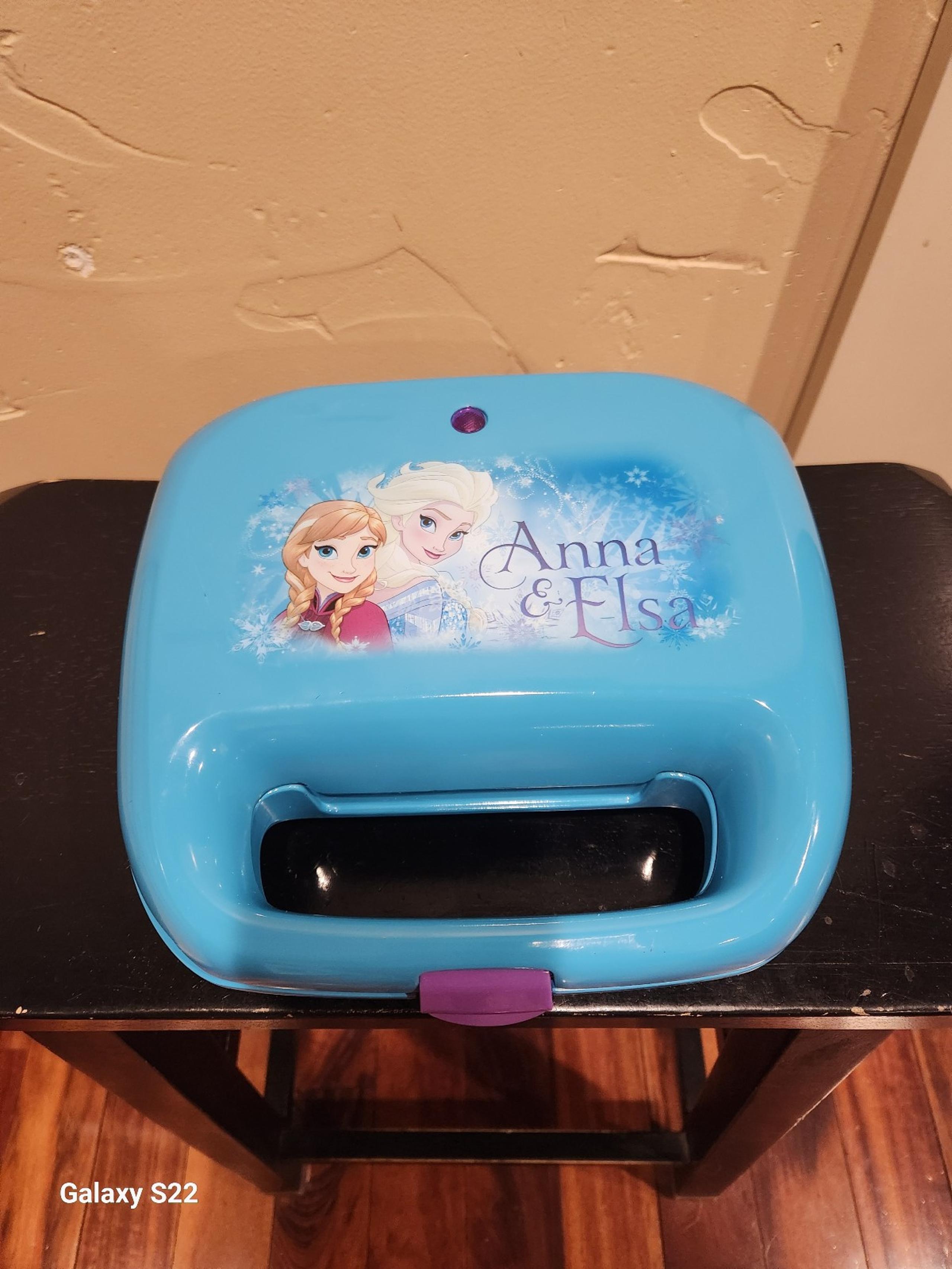 Disney Frozen Ana & Elsa Waffle Maker