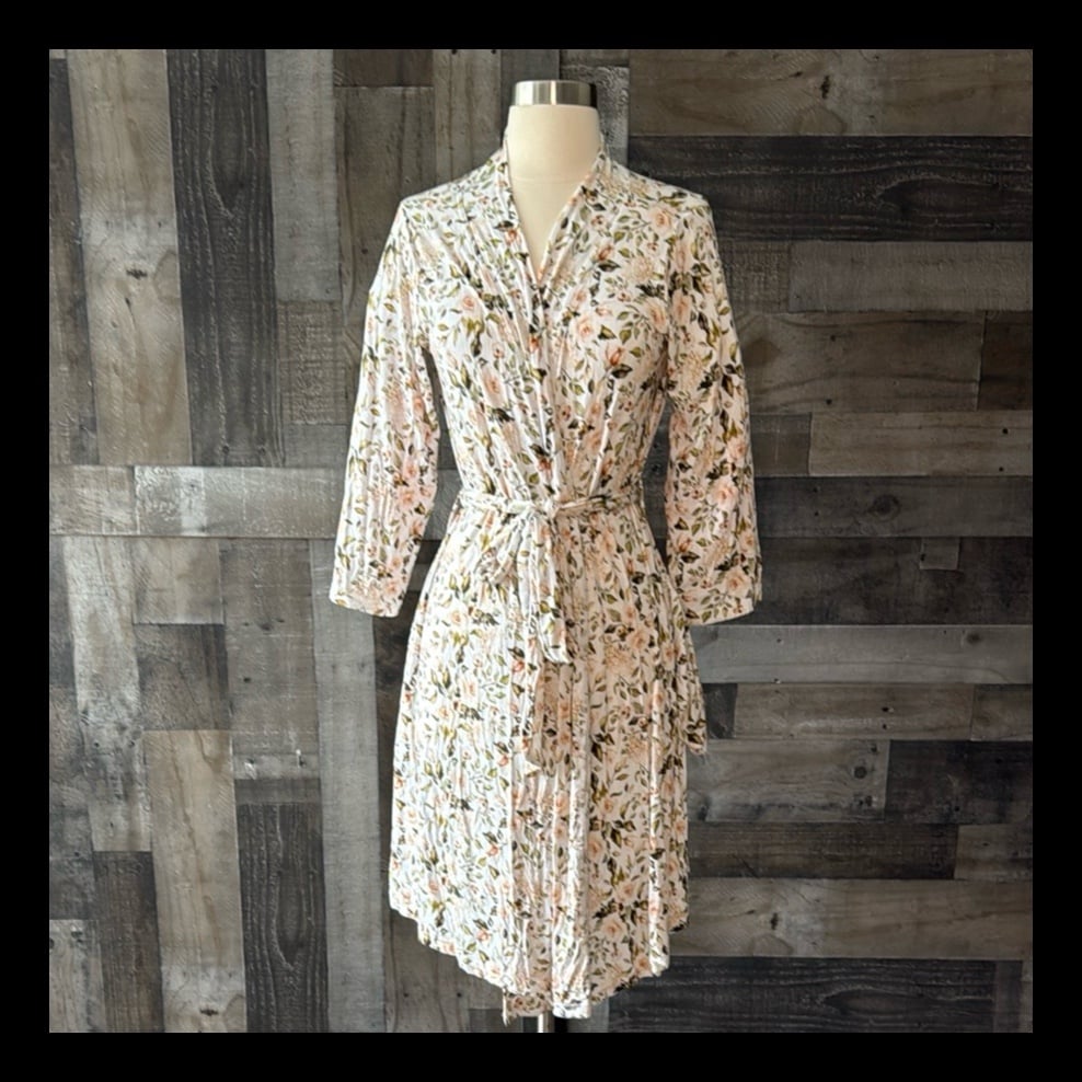 Posh Peanut robe medium pastel floral softgirl loungewear low key luxe bamboo