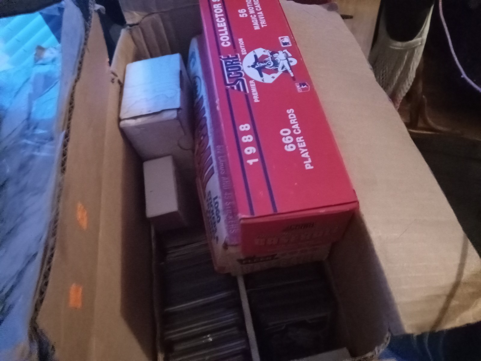 NBA, NFL, MLB Card Collection valued over 2000