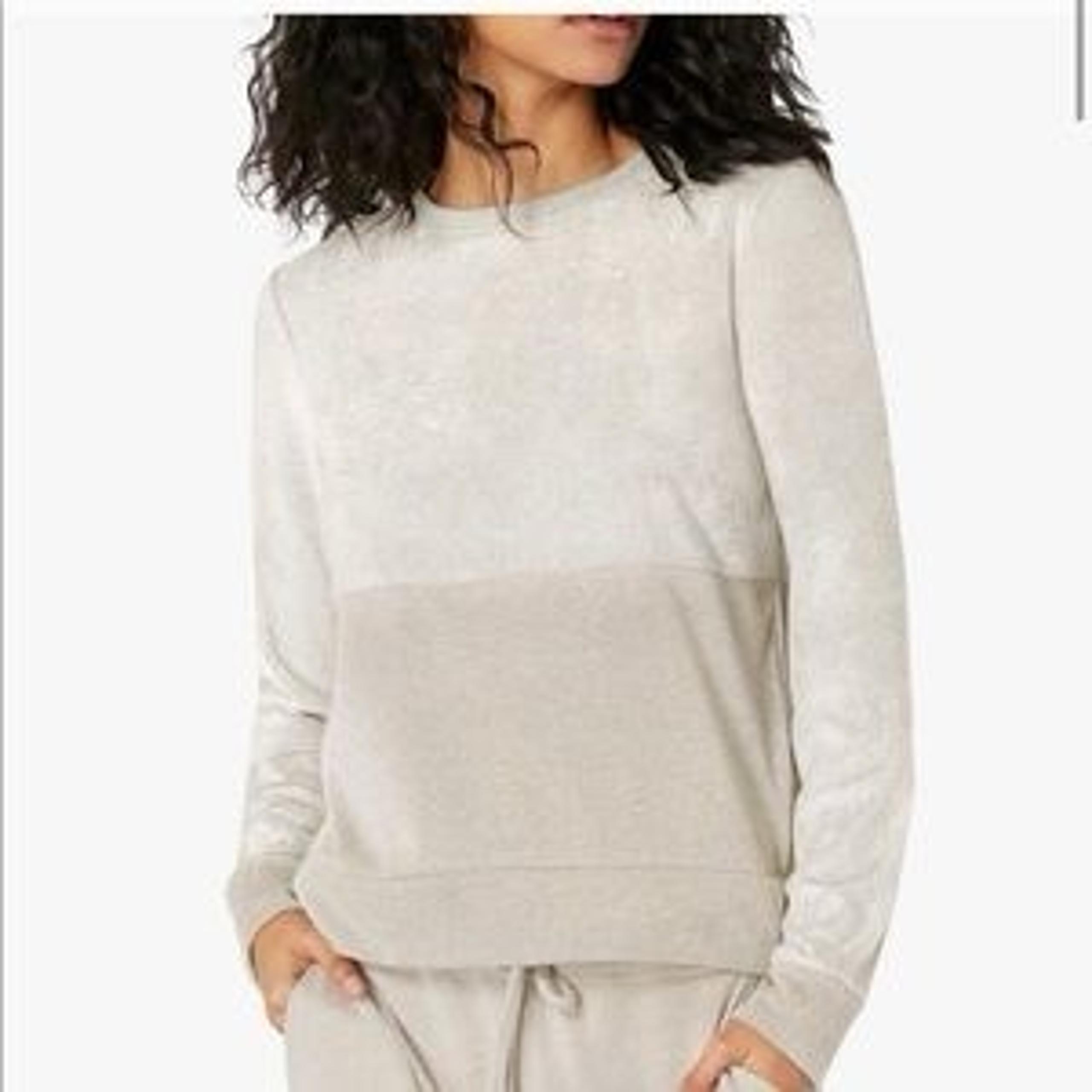 Beyond Yoga Cross Paths Crewneck Pullover Women Small Oatmeal Heather Terrycloth