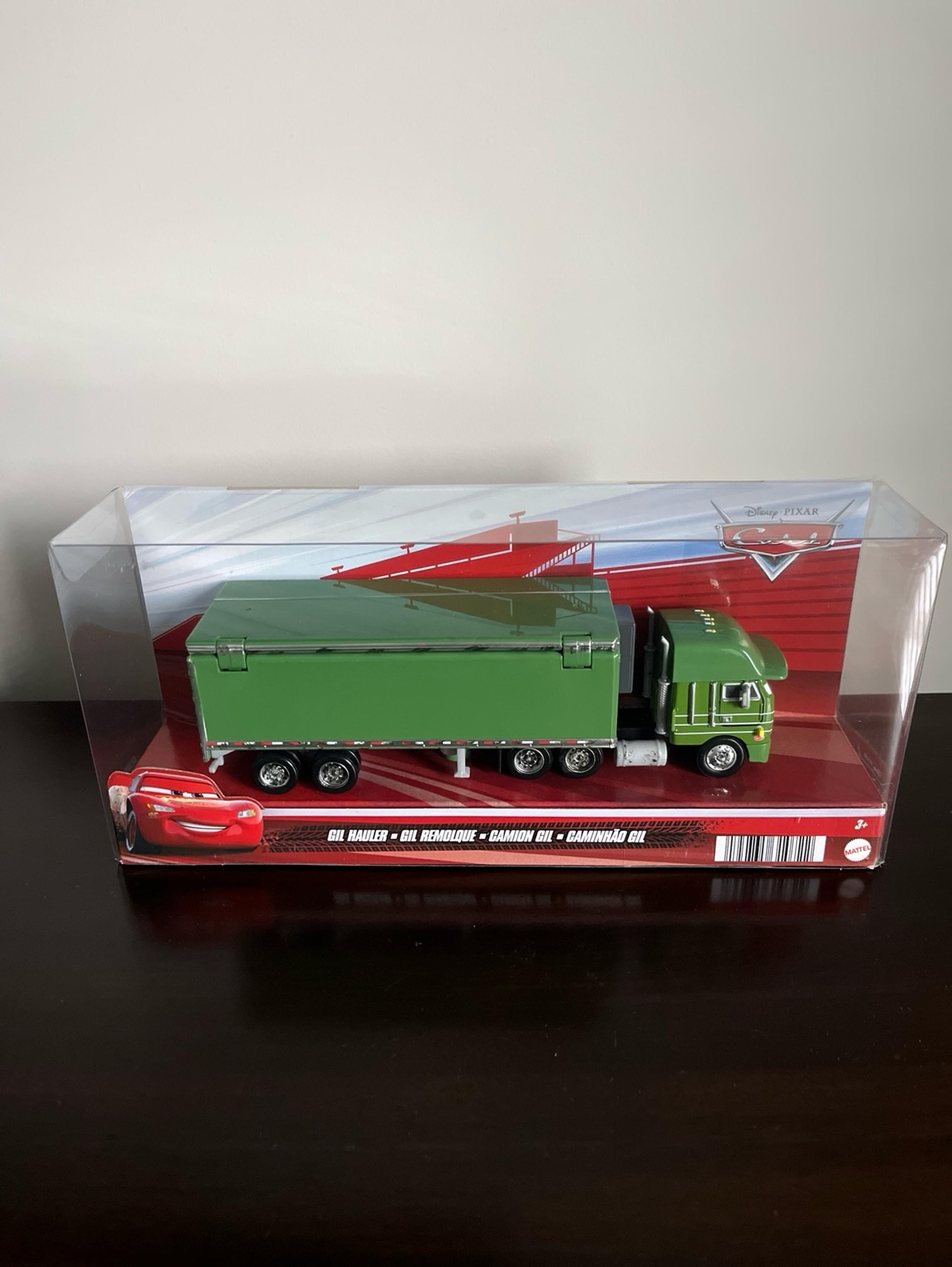 Disney Pixar Cars Hauler GIL HAULER Semi-Truck Diecast Toy Car
