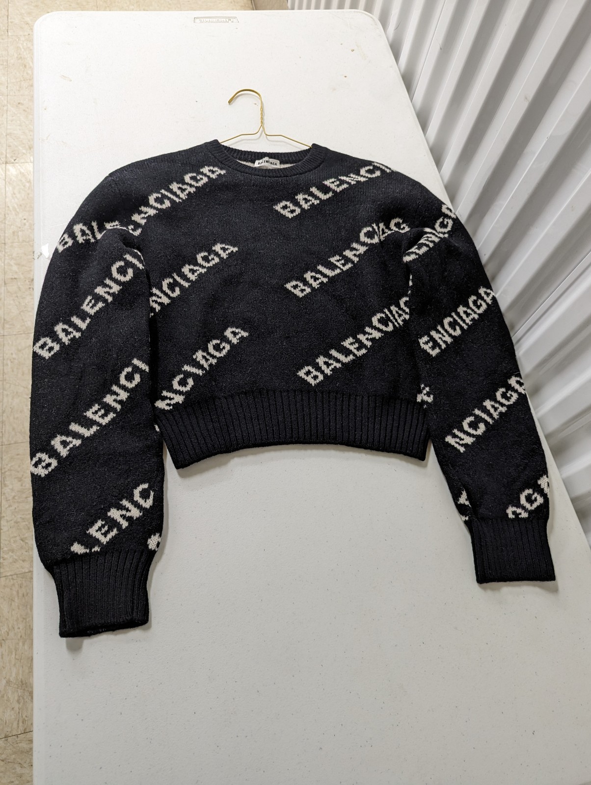 Balenciaga women's sweater sz xs mint