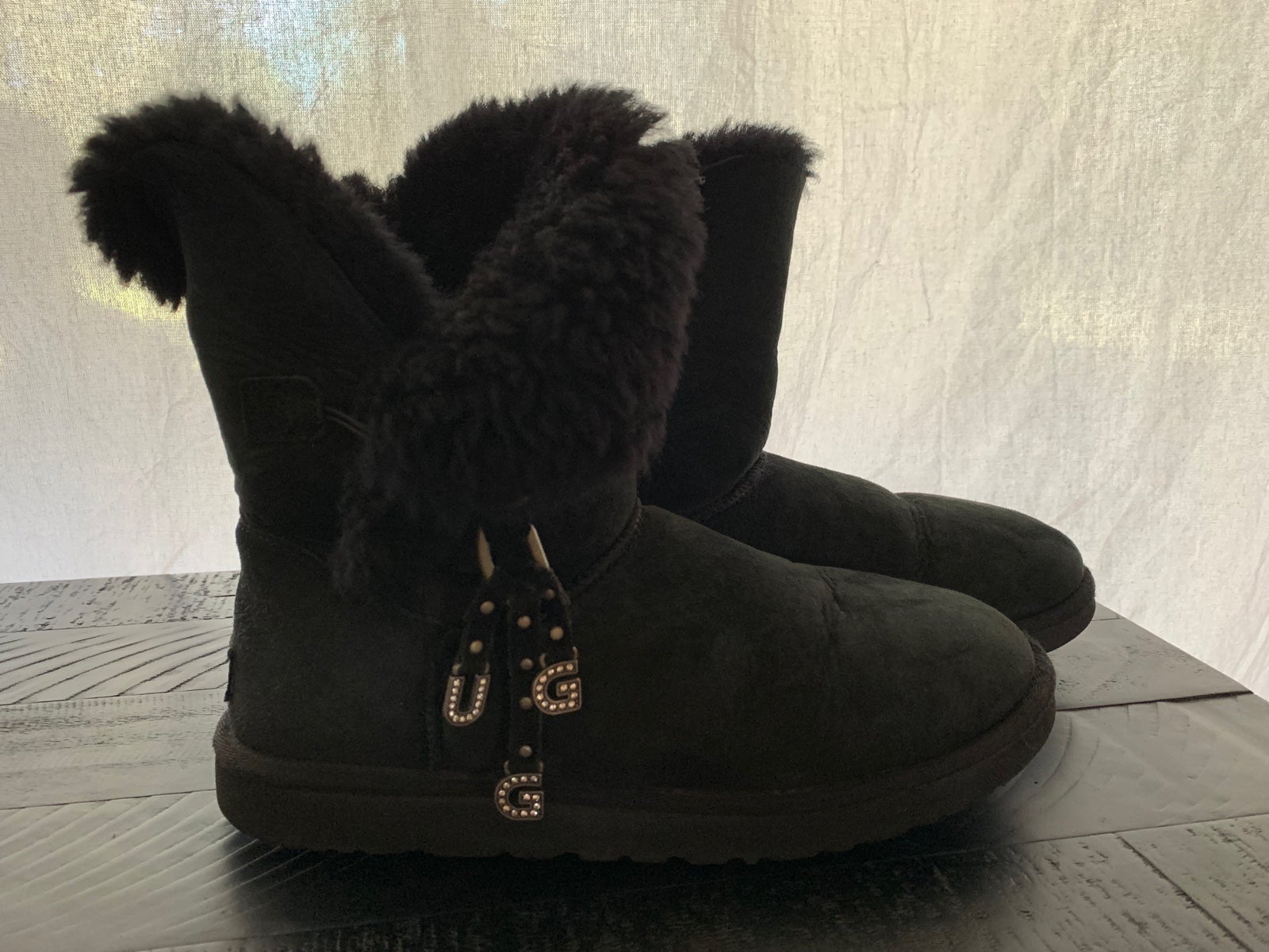 UGG Australia Split Leather Shoes | Mercari