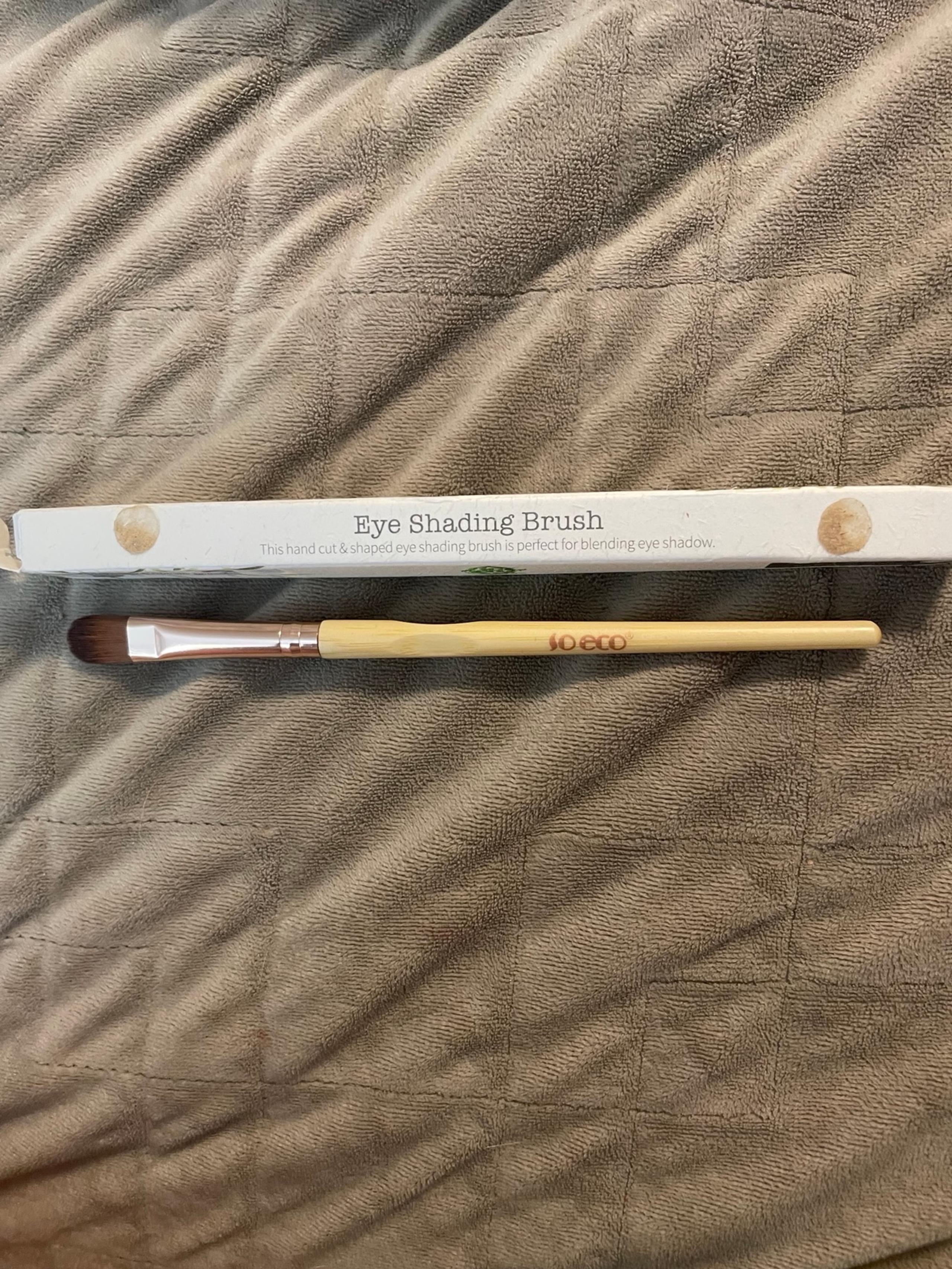 Ecotools eye shading brush