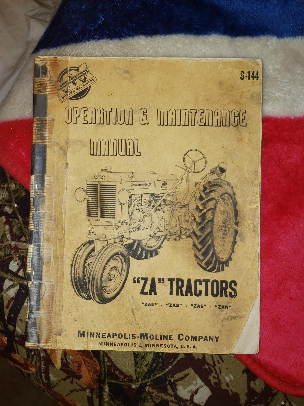 Antique 1951 motor guide