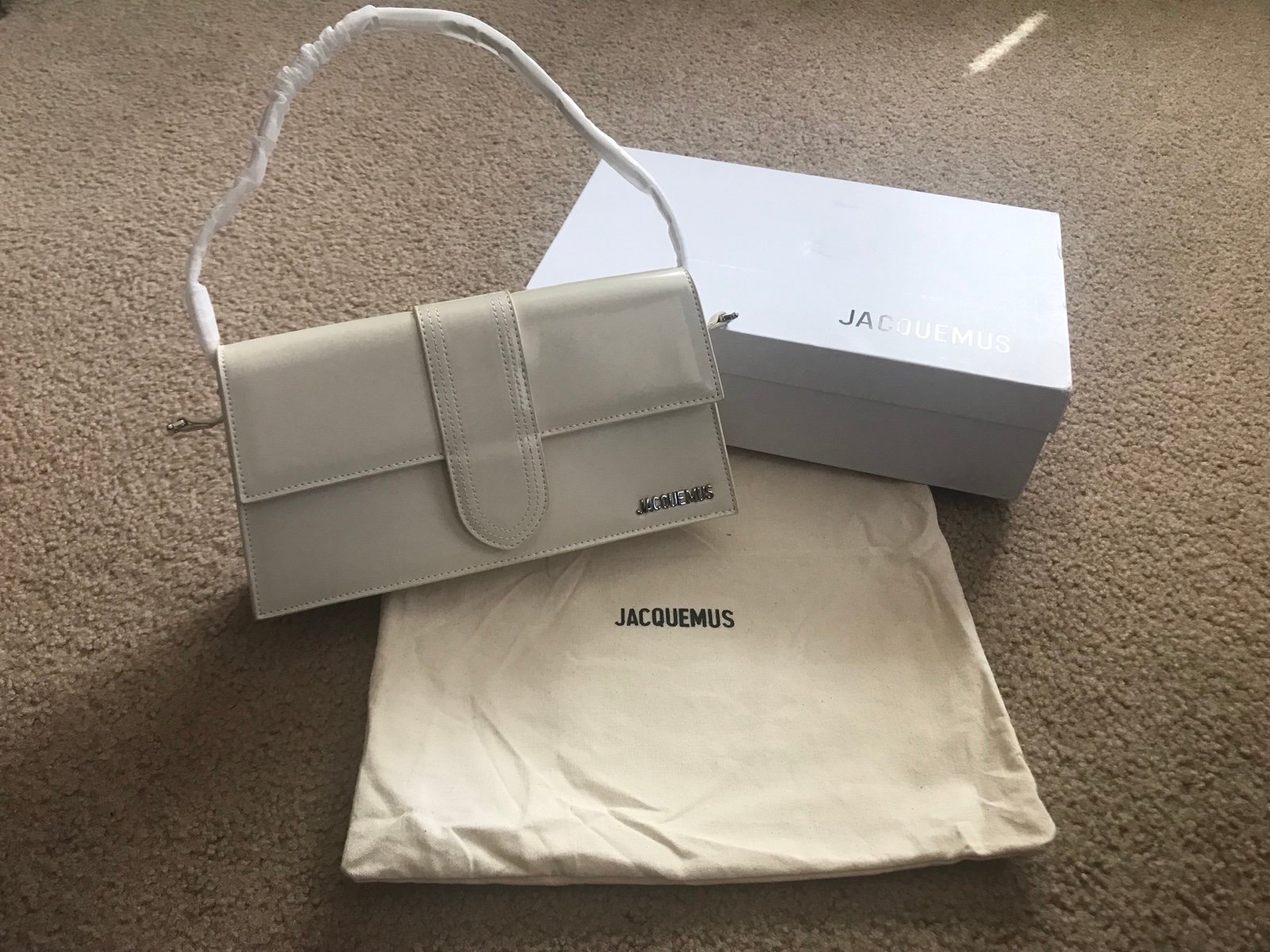 Women's Jacquemus Cream Shoulder Bag - NWT