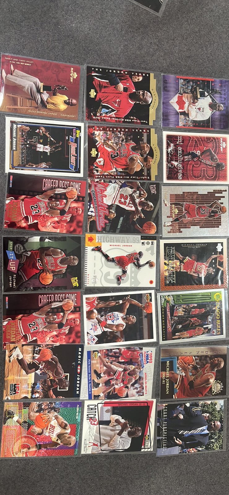 x21 Michael Jordan Lot of Cards all are NM/Mint