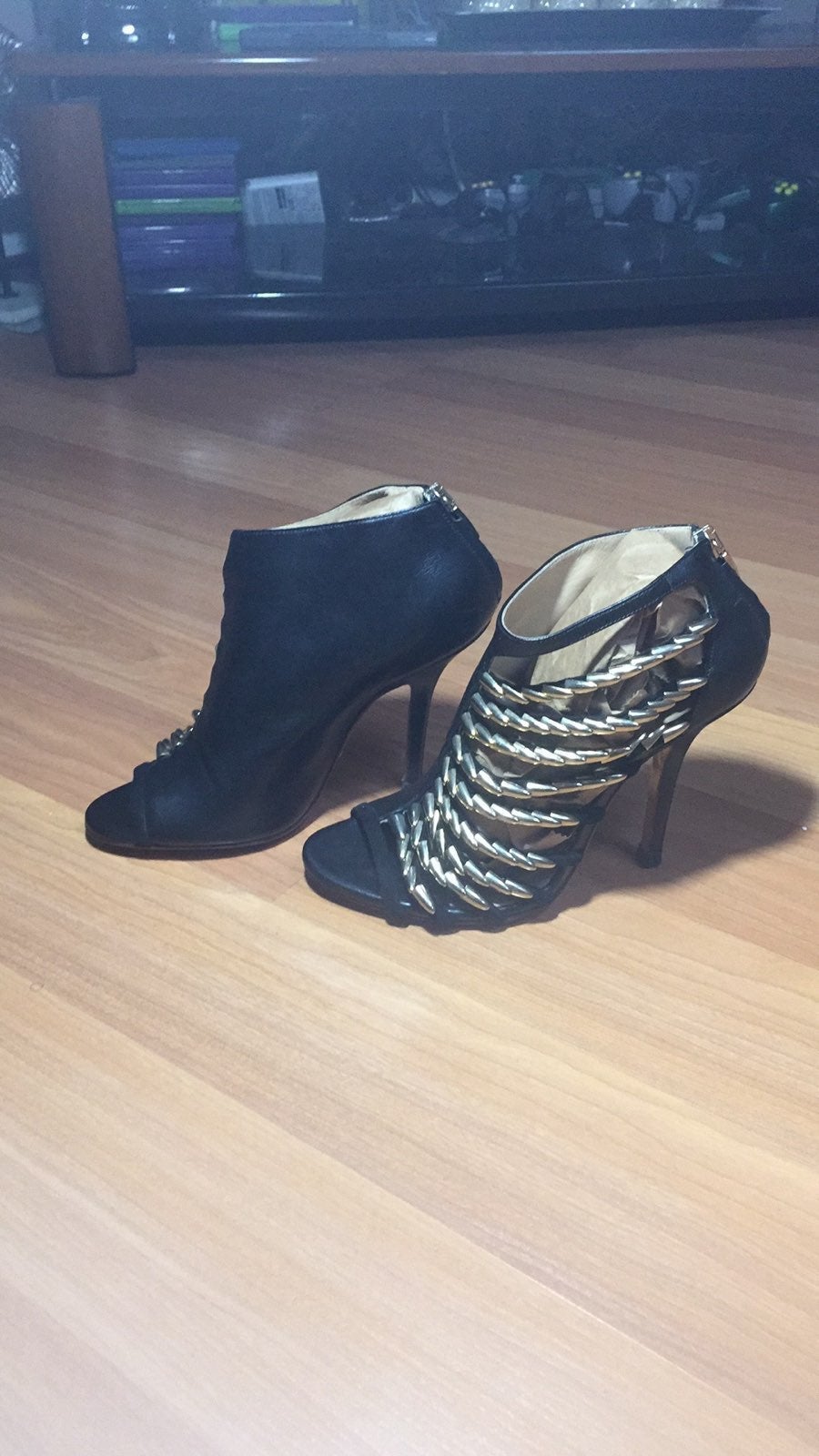 Greymer heels