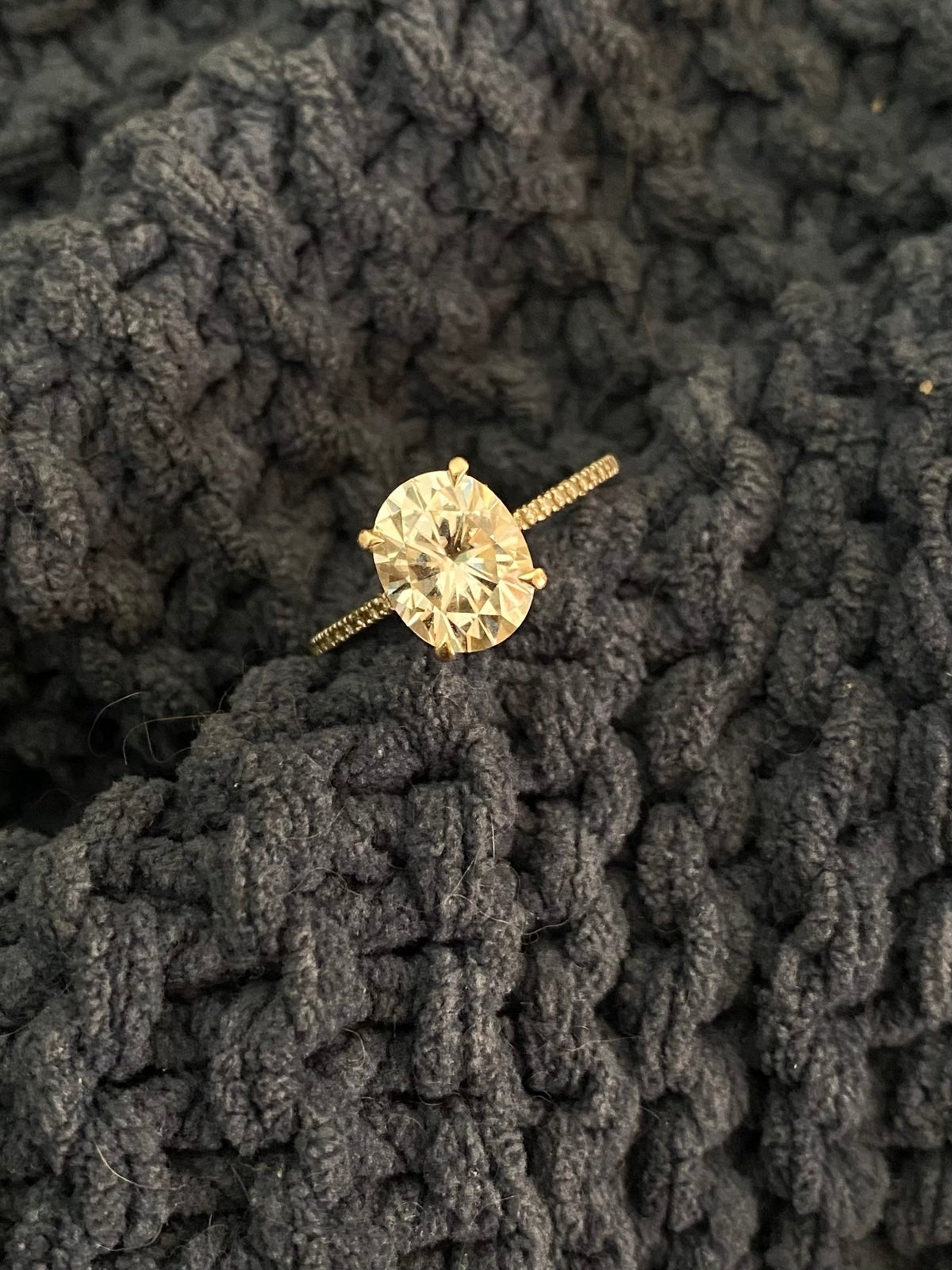3 carat moissanite and white gold engagement ring size 9