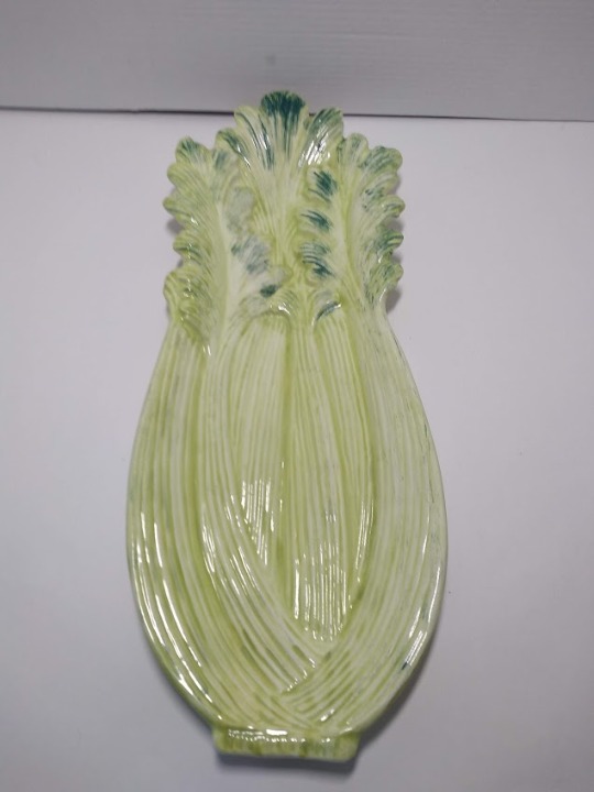 Vintage 1950's Celery Shaped Serving Dish Green 3D