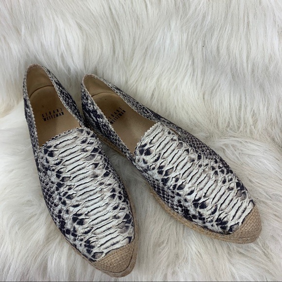 Stuart Weitzman Catalan Snake-Print Espa