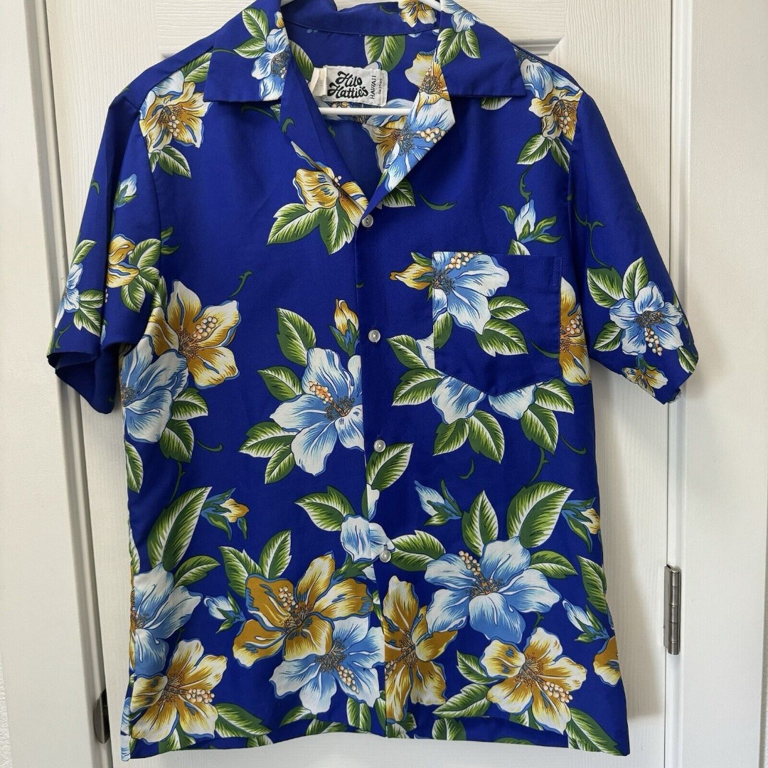 Hilo Hattie's Vintage 1970's Hawaiian Shirt Aloha Blue Floral Camp Medium
