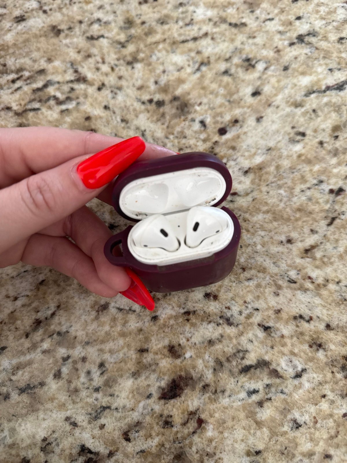 AirPods