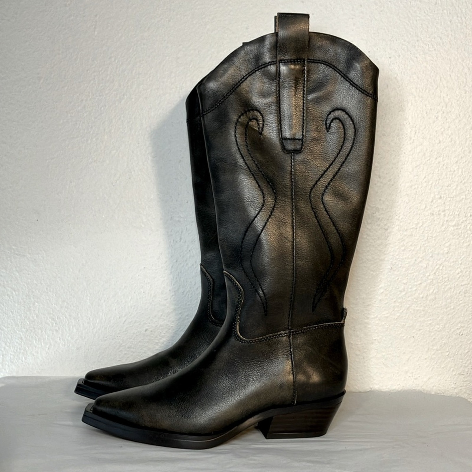 NWT FRANCO SARTO Womens Black Pull Tabs Liandra Leather Western Boot size 5