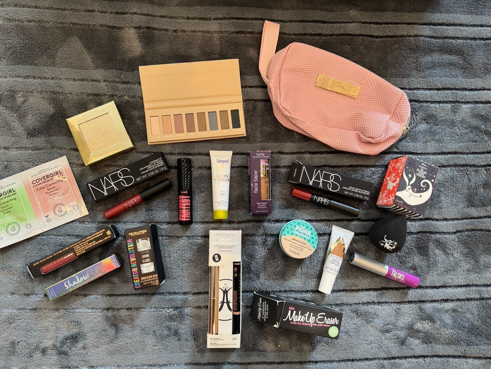 Makeup Bundle lot-read description