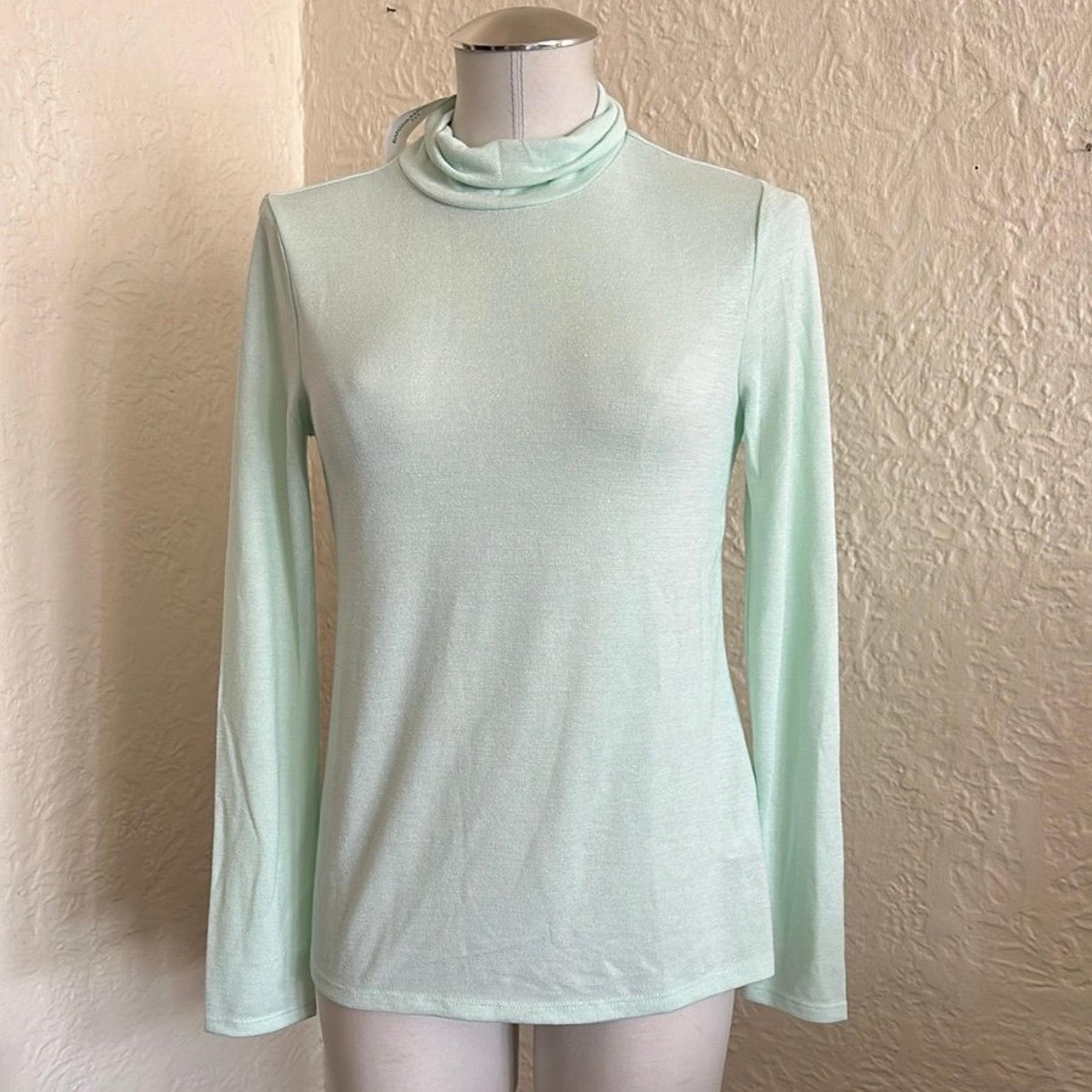 Banana Republic Light Mint Green Knit Mockneck Top Shirt XS NWT