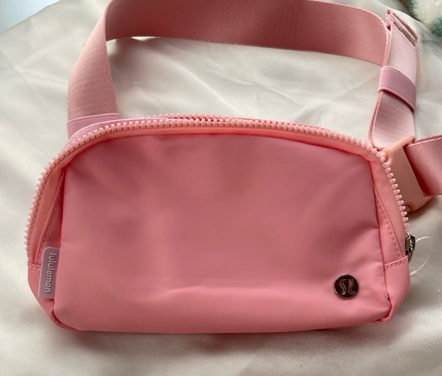 Pink Athletica Lululemon belt bag brand new with tags, no callouts!