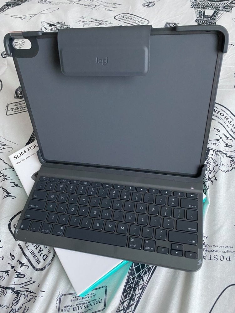 SLIM FOLIO PRO