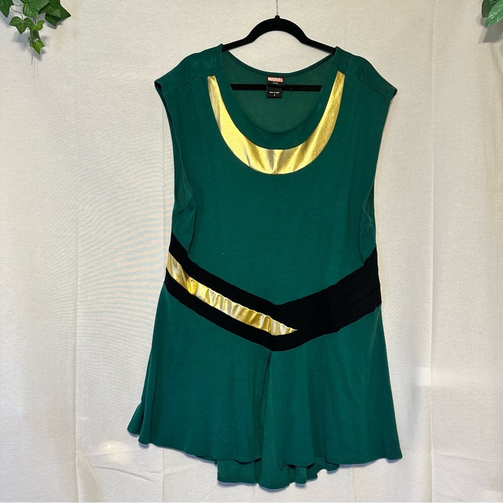 Torrid Marvel Loki Endgame Hi-Lo Peplum Top Cosplay Comic Con Costume Size 4 EUC