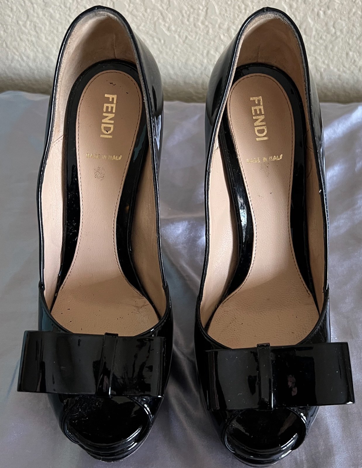 Fendi Black Patent Platform Peep Toe Bow Heels Shoes 38.5