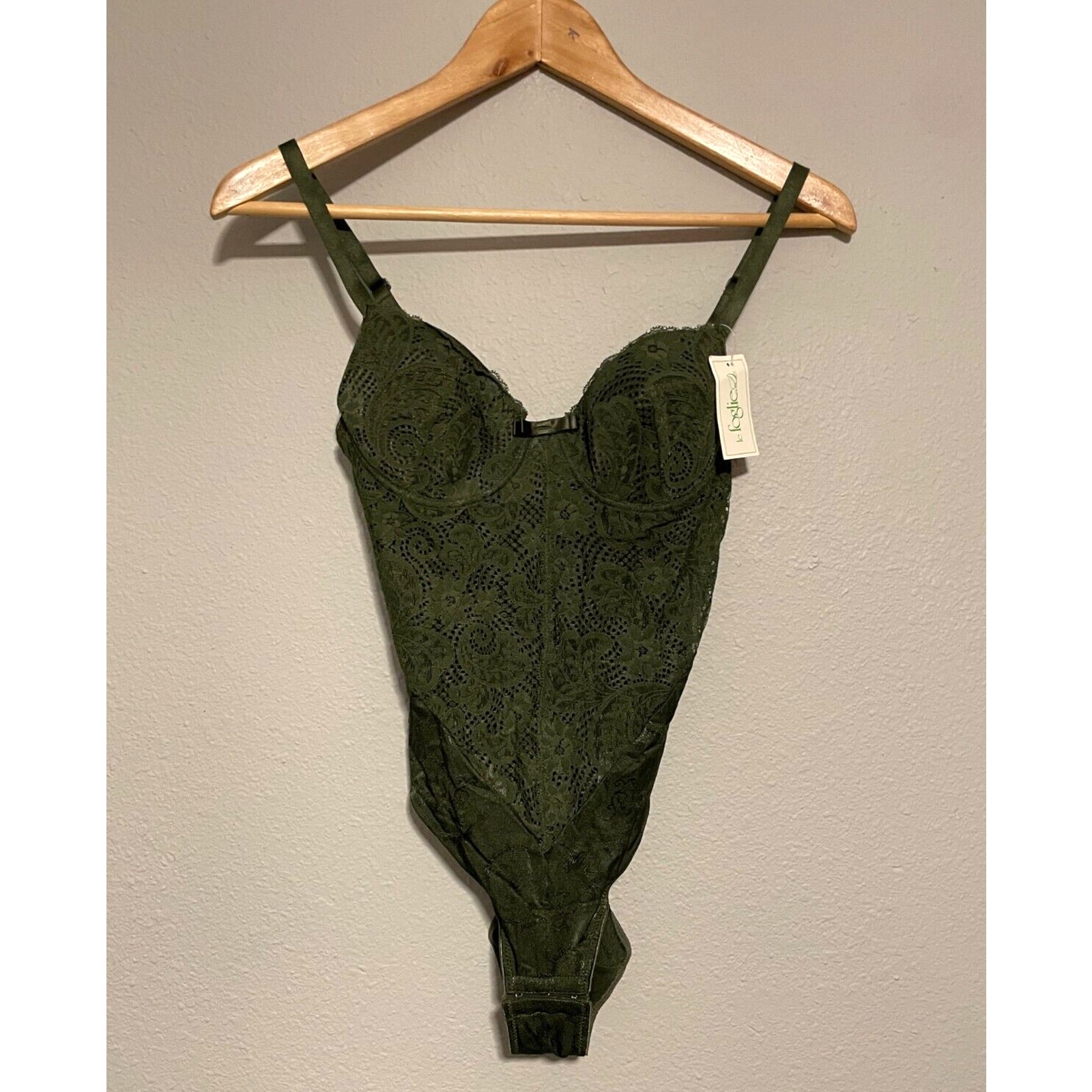 Le Foglie Womens Bodysuit Size 3 US Small Green Floral Lace Fairy Romantic NWT