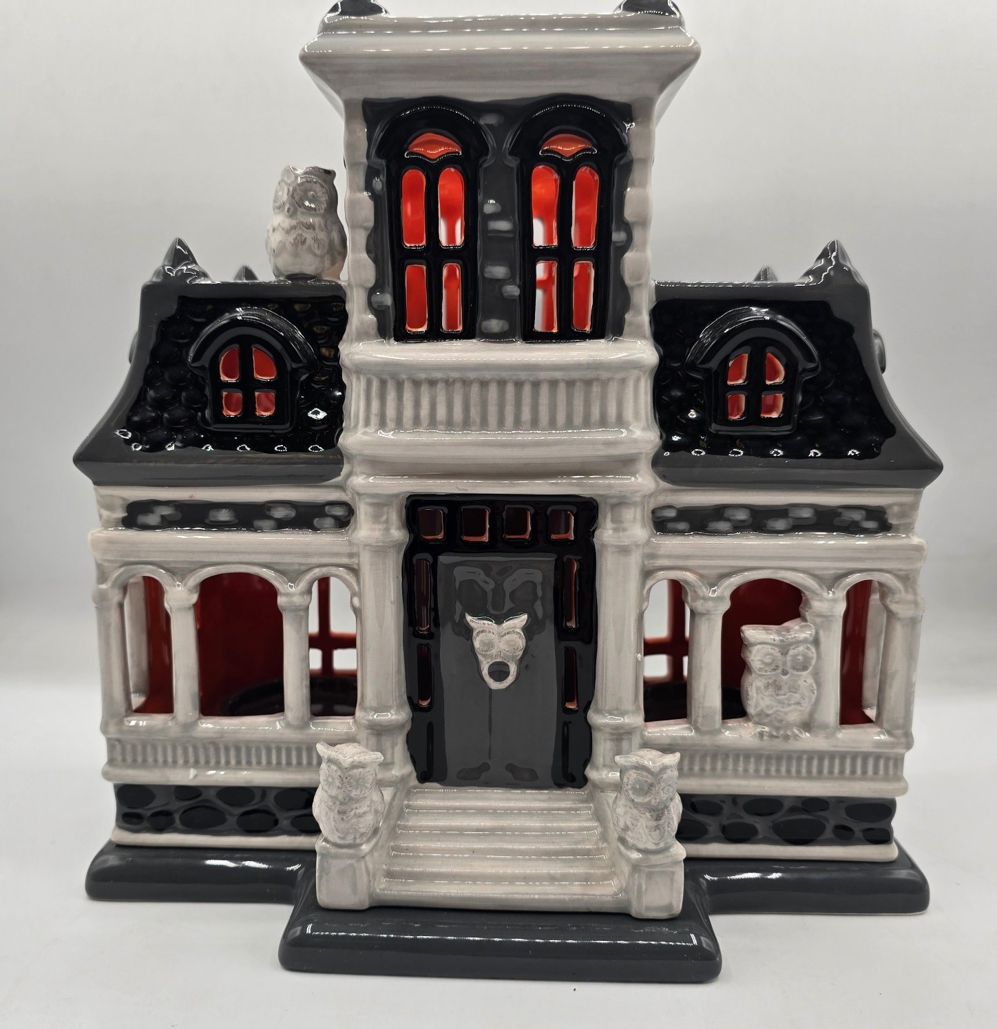Bath Body Works Halloween Luminary Haunted House Owl Orange Candle Holder
