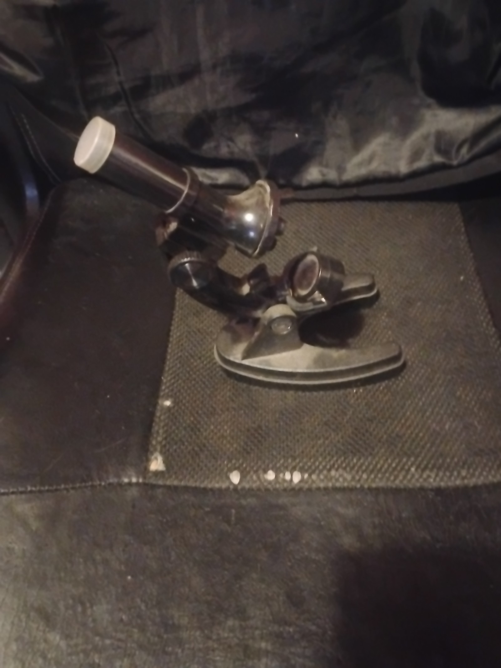 Vintage microscope Metal cool fine chemistry