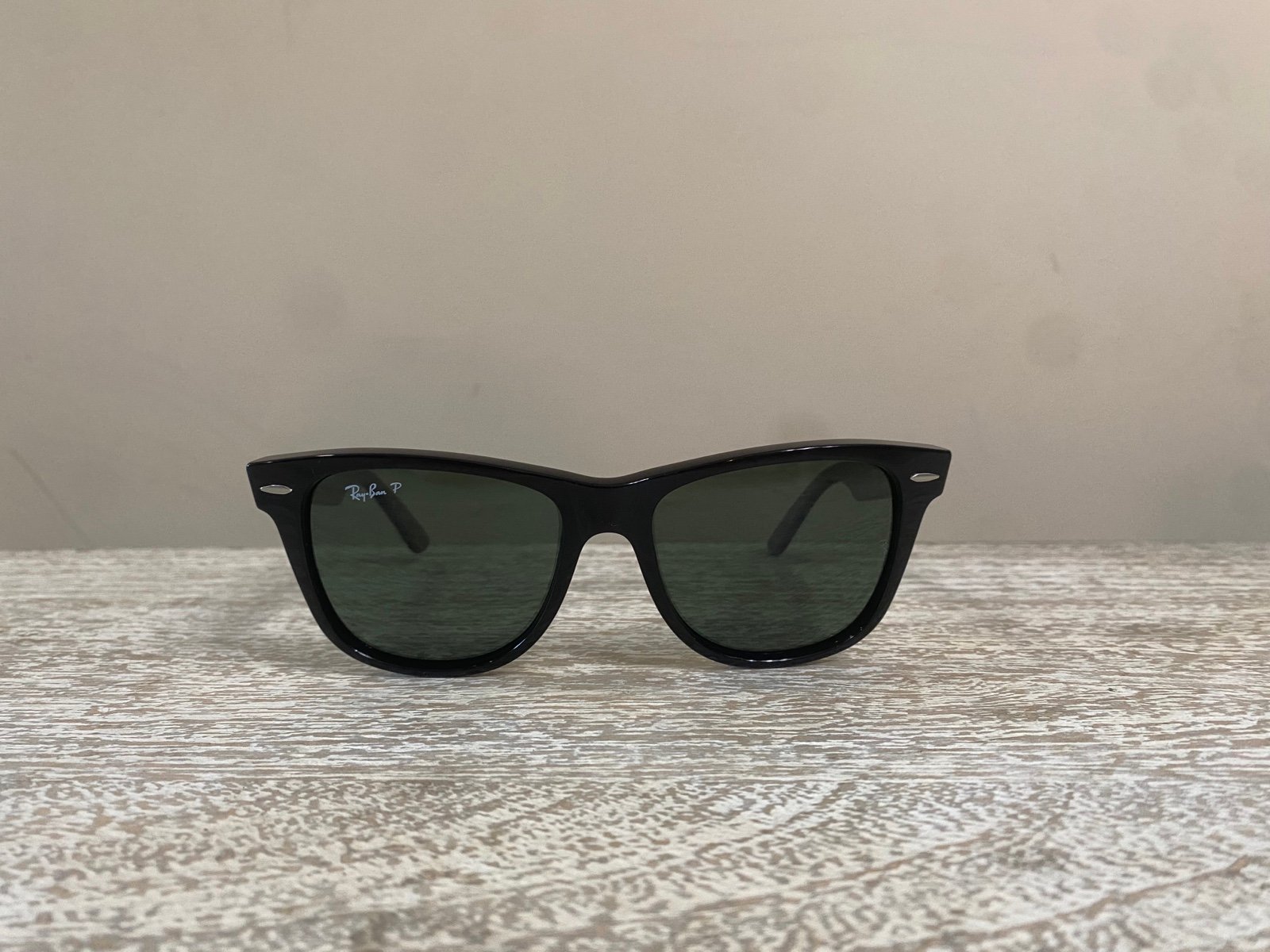 Ray Ban Wayfarer Polarized Sunglasses RB2140 BRAND NEW