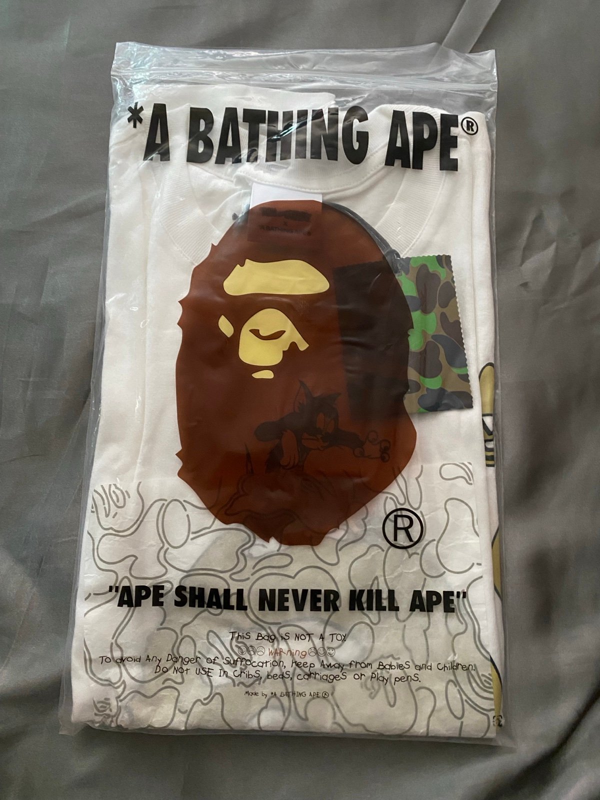 NEEDS TO GO❗️Bape x Tom and Jerry College Tee White Size Medium