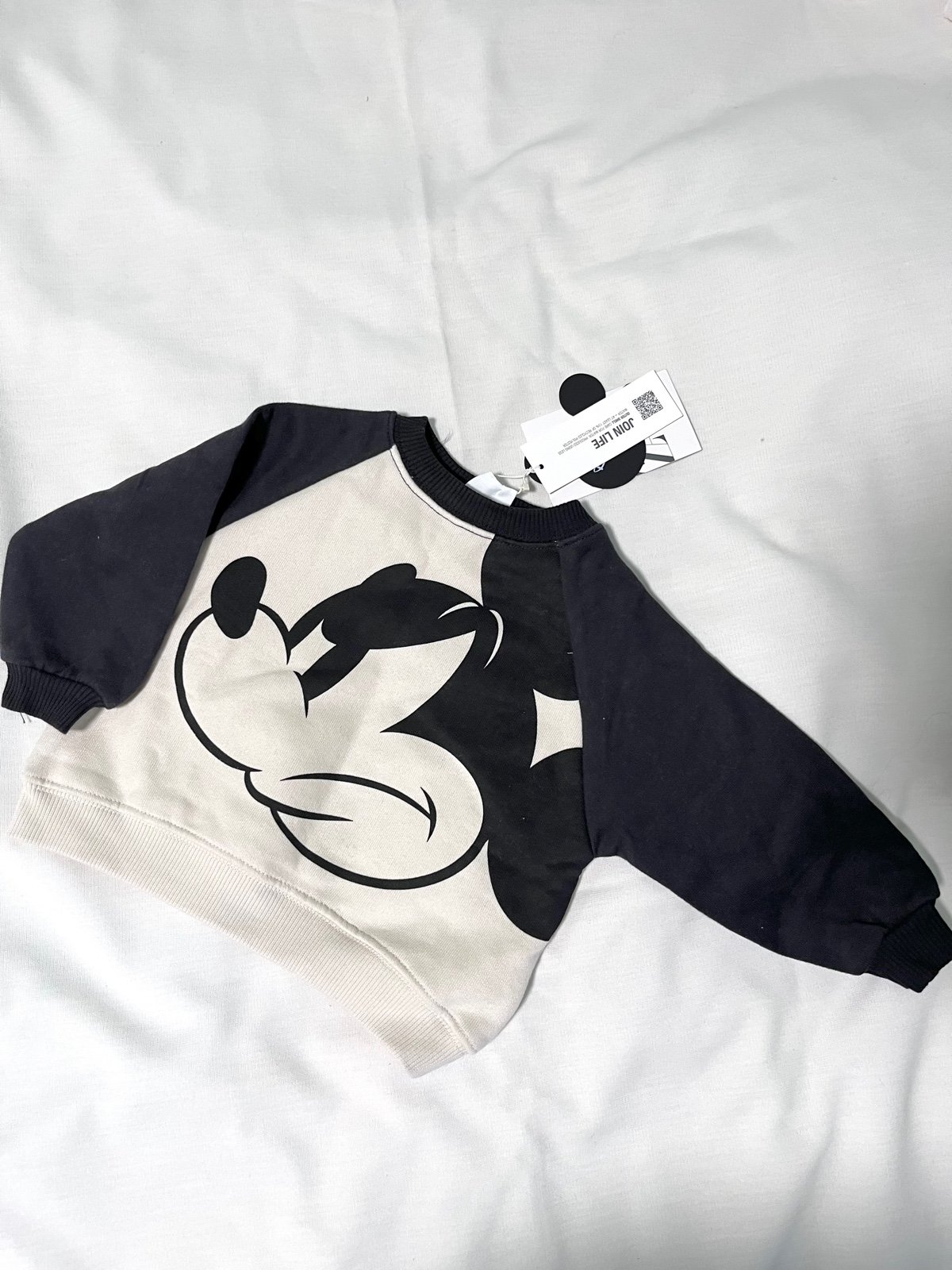 ZARA NWT Mickey Mouse sweatshirt size 3-6 months