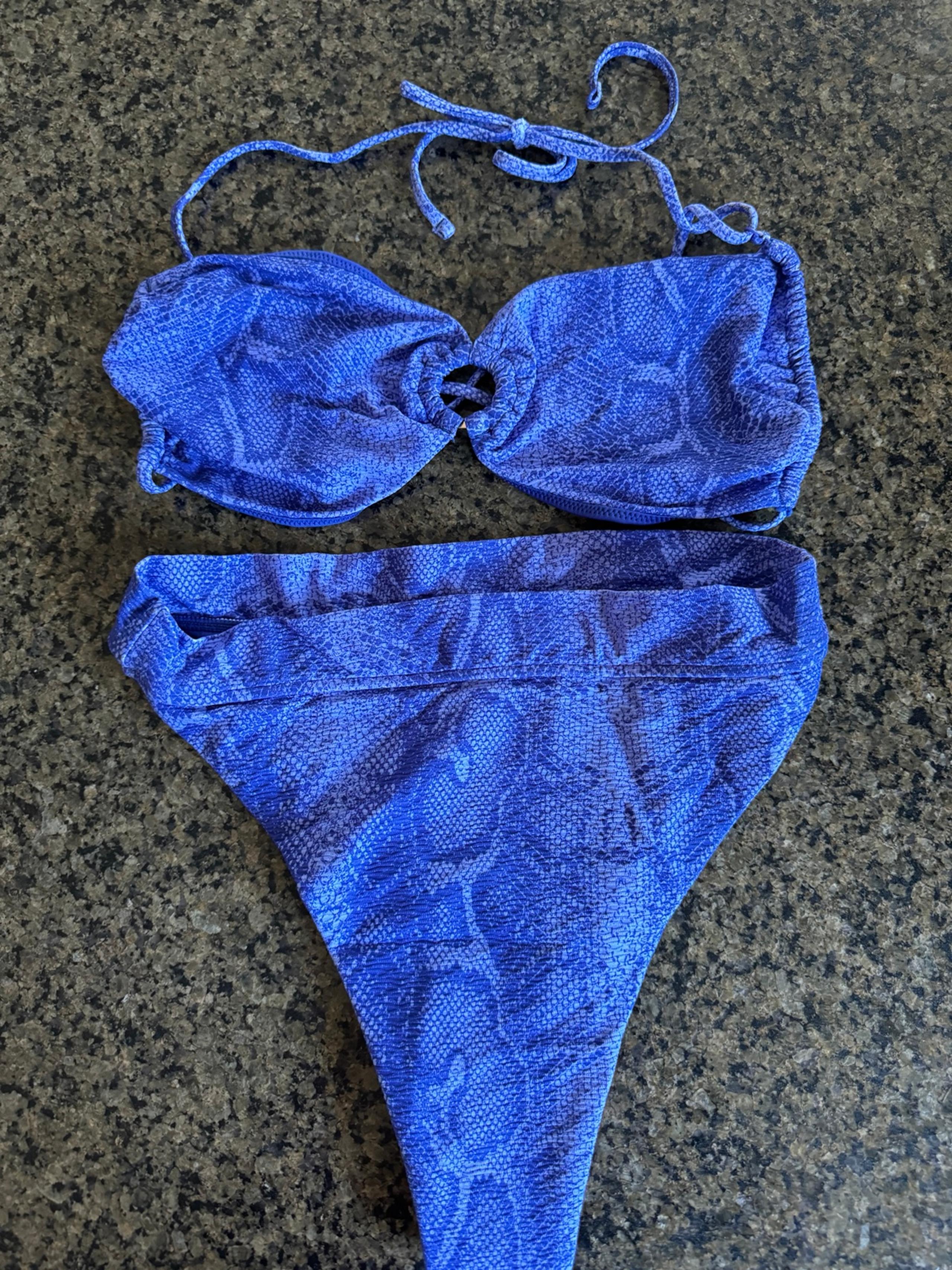 SET VS SWIM Victorias Secret Top + high leg waist Bikini Bottom M/L purple Snake