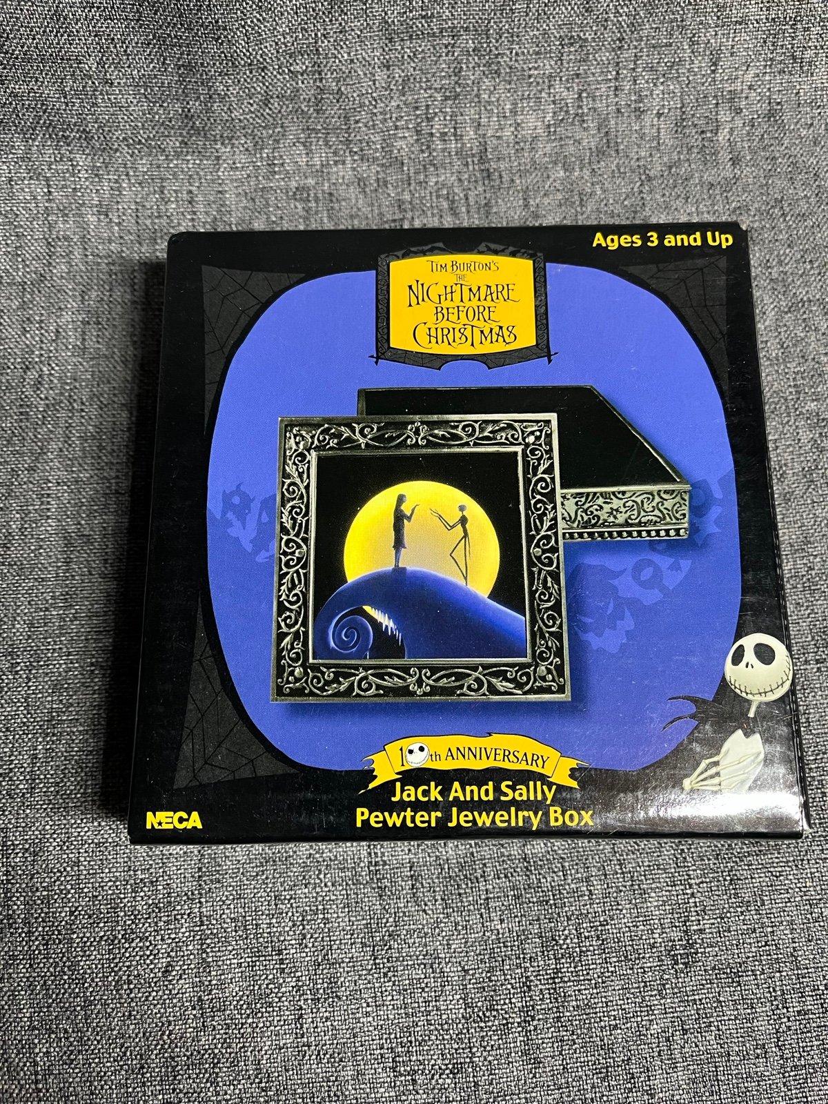 6 x 6 NECA Nightmare Before Christmas Pewter Jewelry Box Jack and Sally