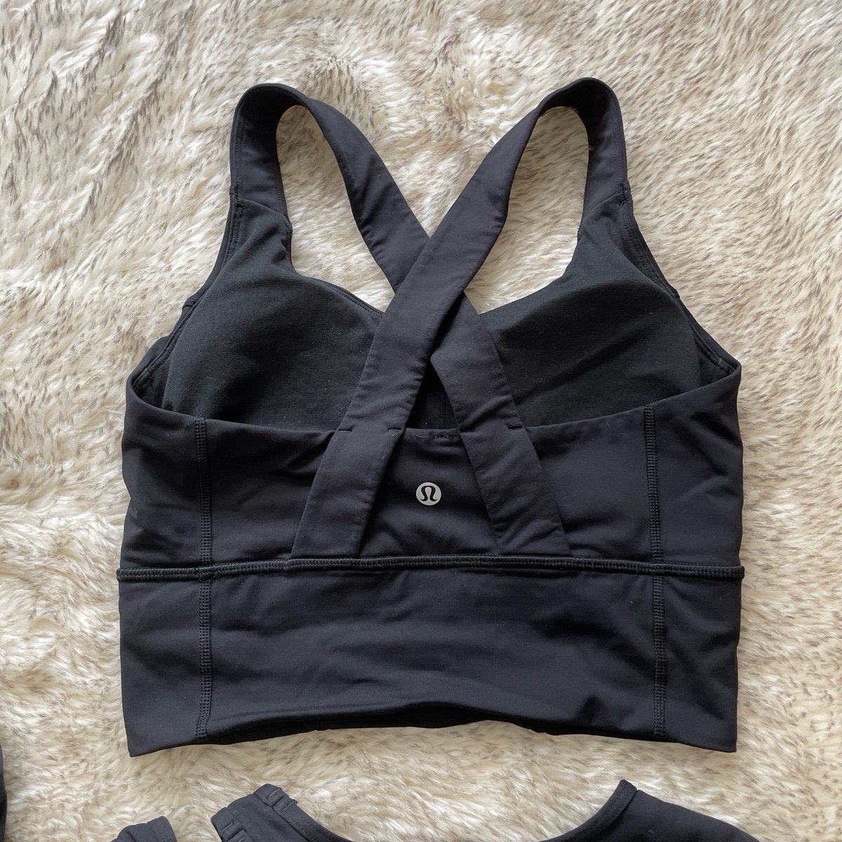 Lululemon sports bra
