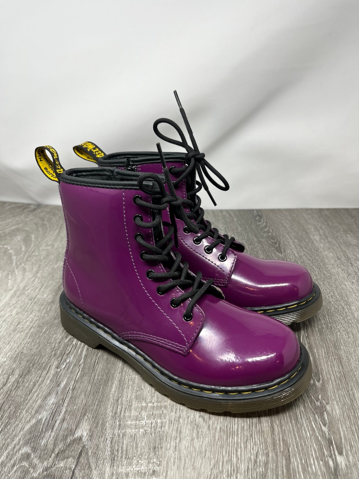 Dr. Martens DELANEY Girl’s Size 3 Purple Patent Leather Boots Lace Up Zip Up