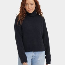 NEW! UGG Women's M Ylonda Turtleneck Sweater