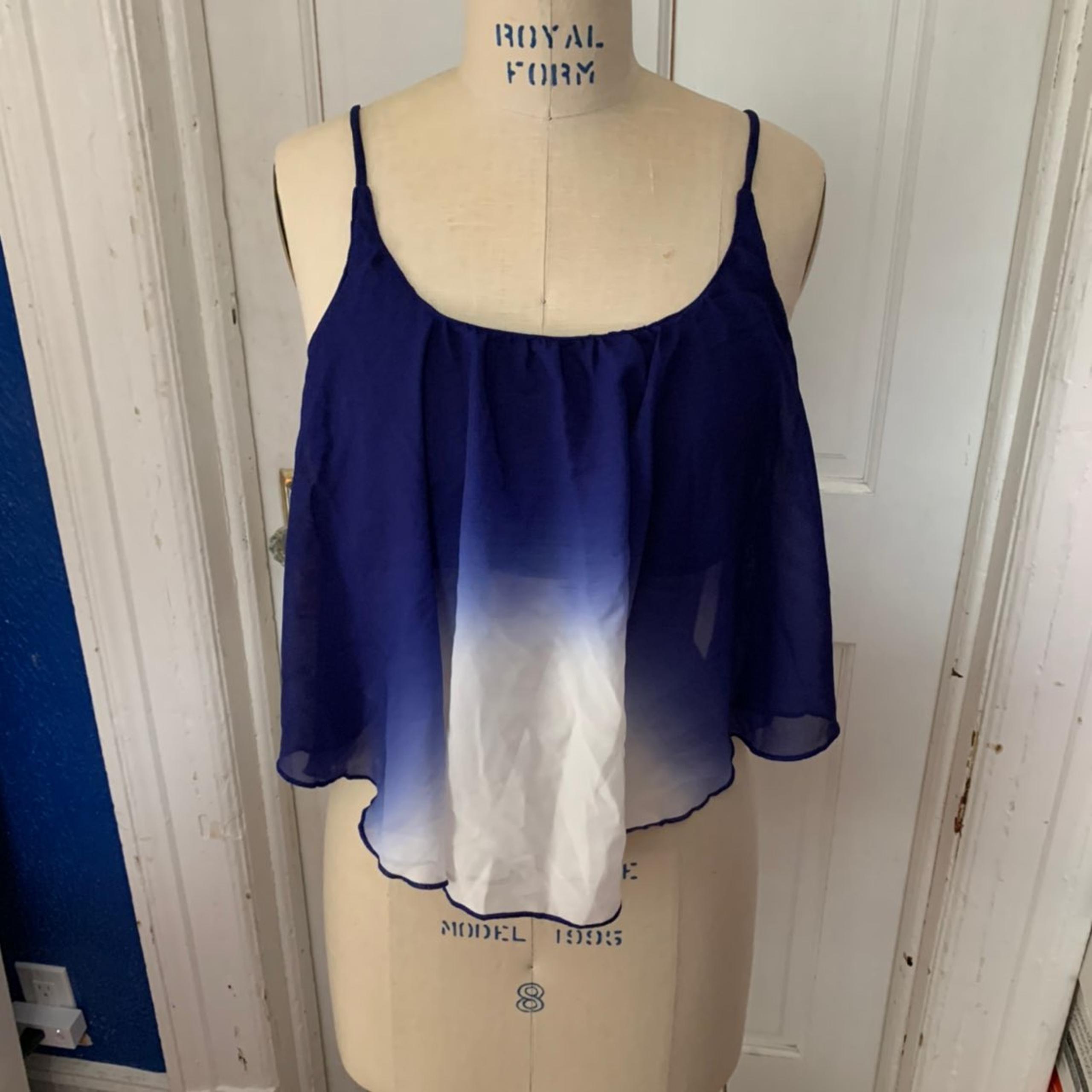 Deb Shops ombré flowy crop tank top